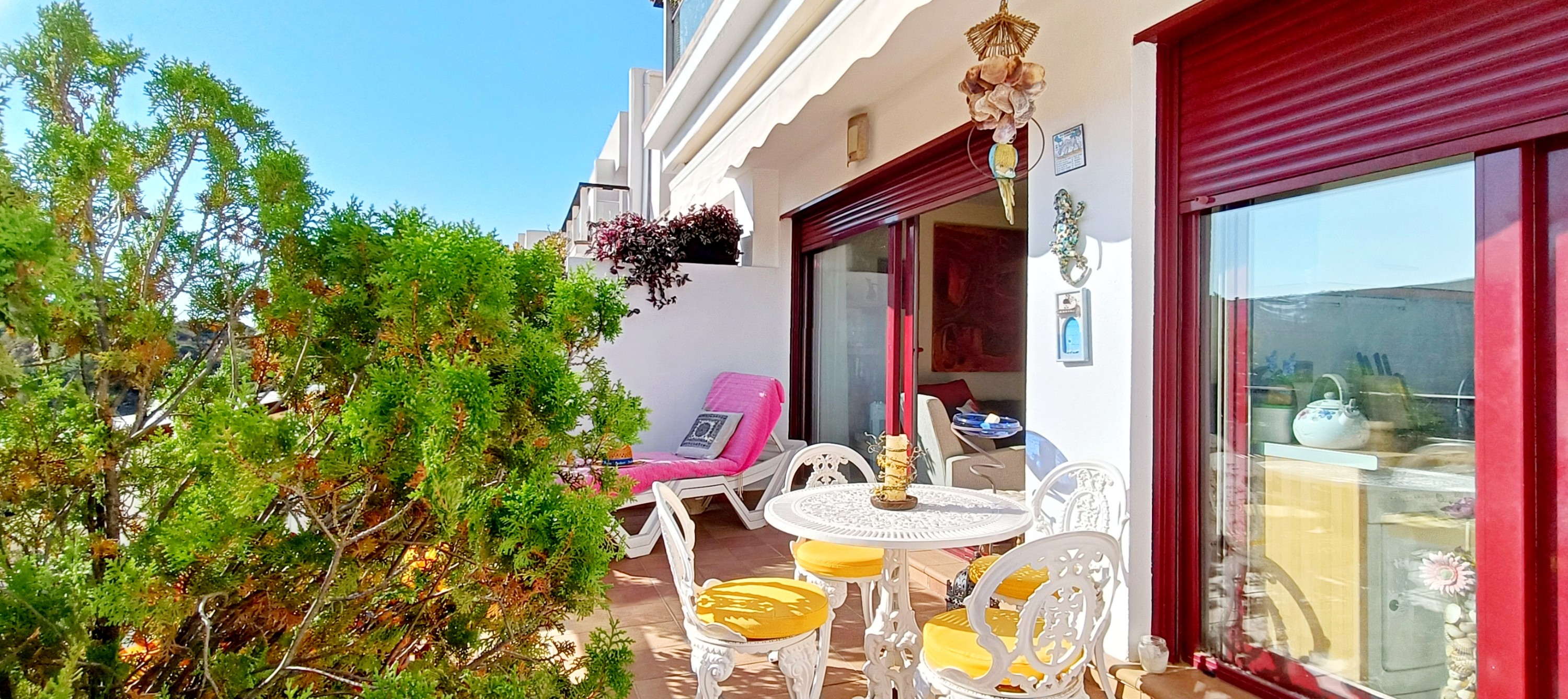 1 Bedroom Apartment in Estepona - Photo 8