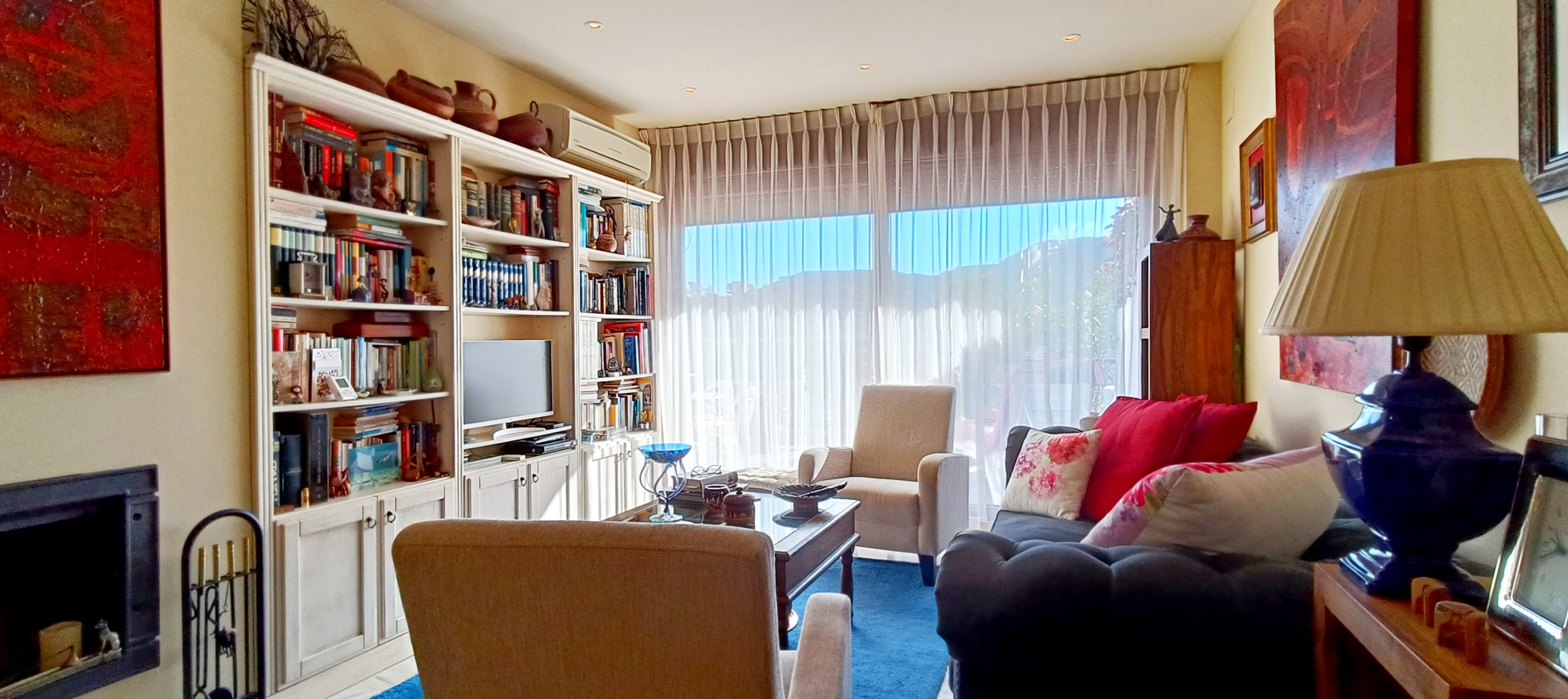 1 Bedroom Apartment in Estepona - Photo 3