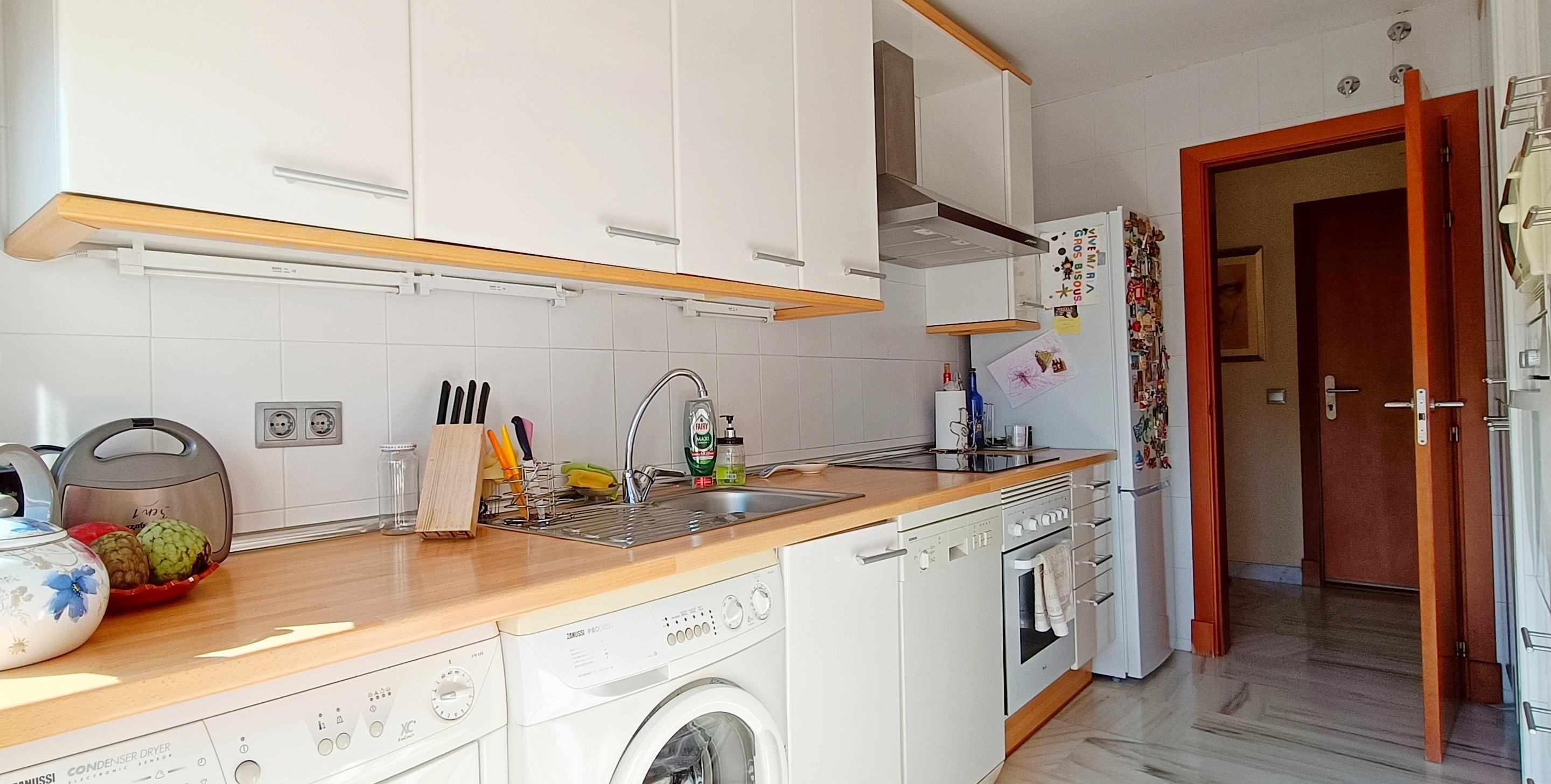 1 Bedroom Apartment in Estepona - Photo 12