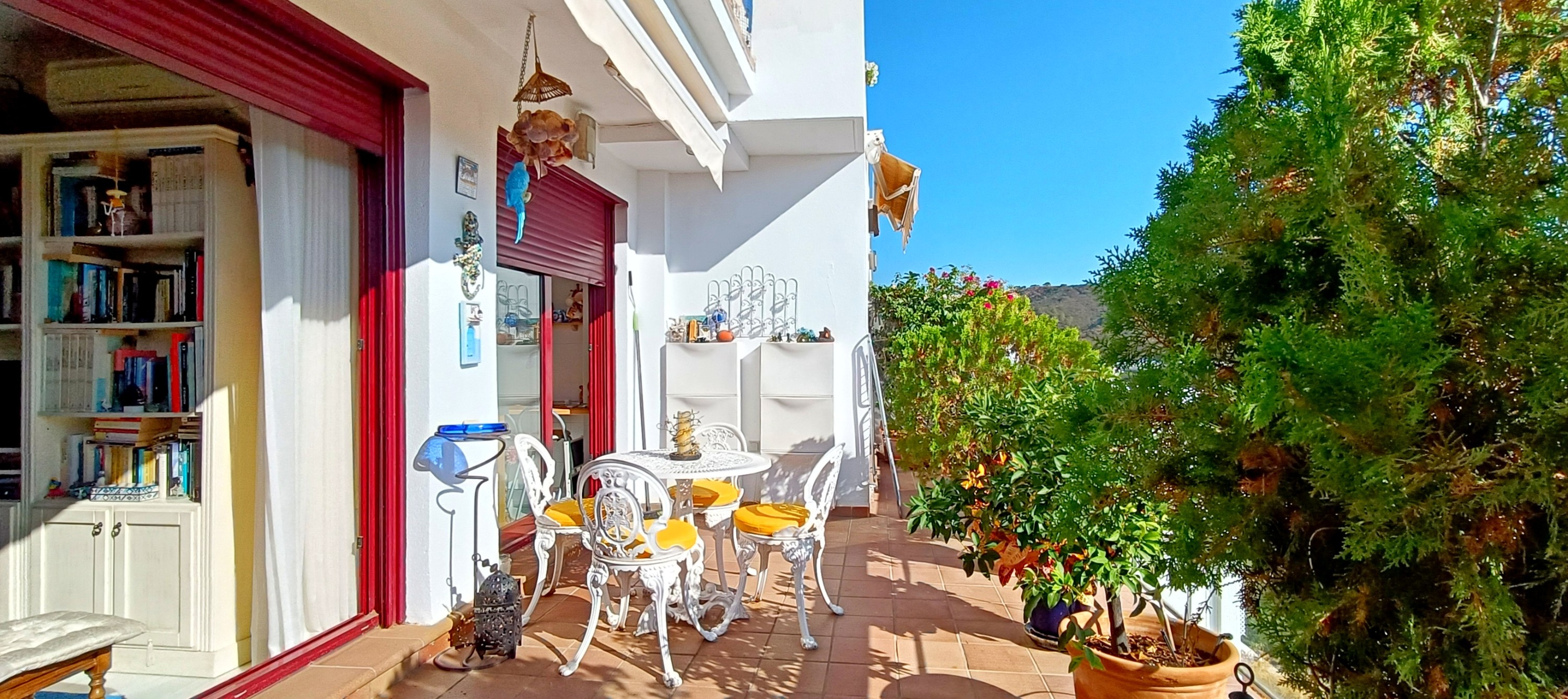 1 Bedroom Apartment in Estepona - Photo 10