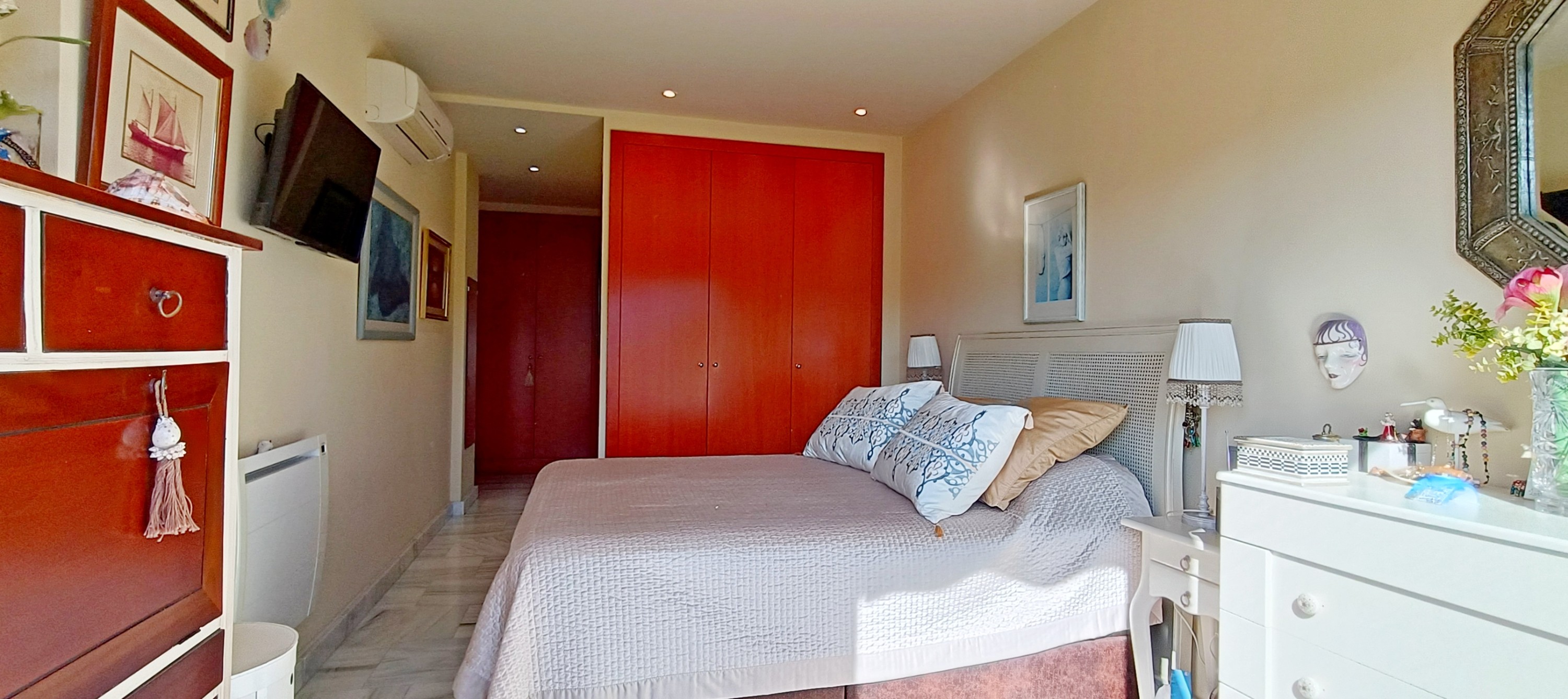 1 Bedroom Apartment in Estepona - Photo 17