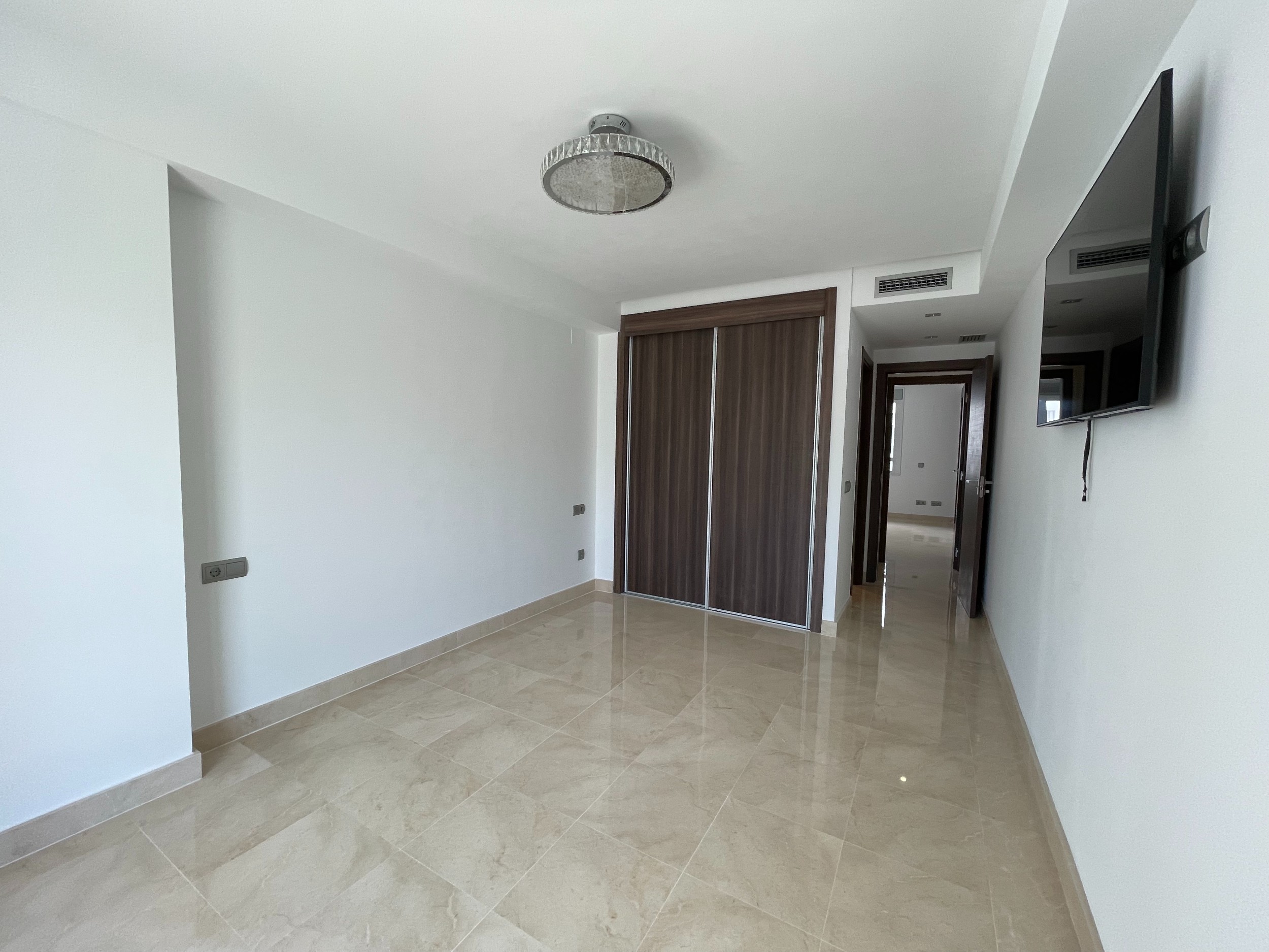 3 Bedroom Apartment in San Pedro de Alcántara - Photo 25