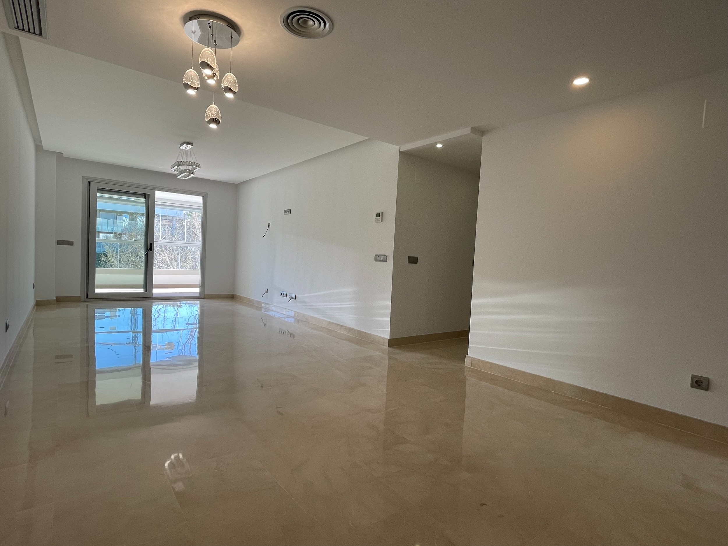 3 Bedroom Apartment in San Pedro de Alcántara - Photo 15