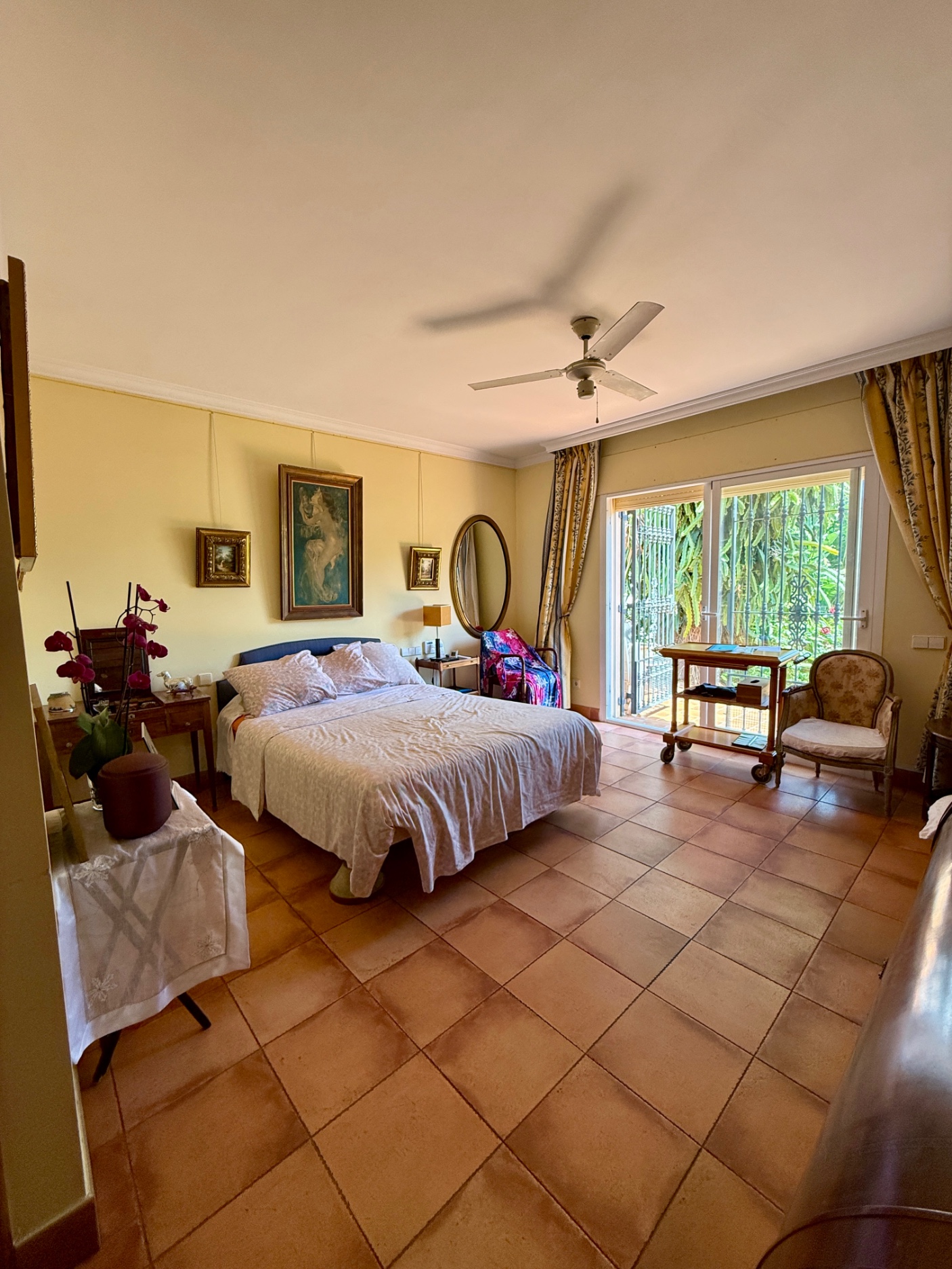 5 Bedroom Villa in Marbella - Photo 11