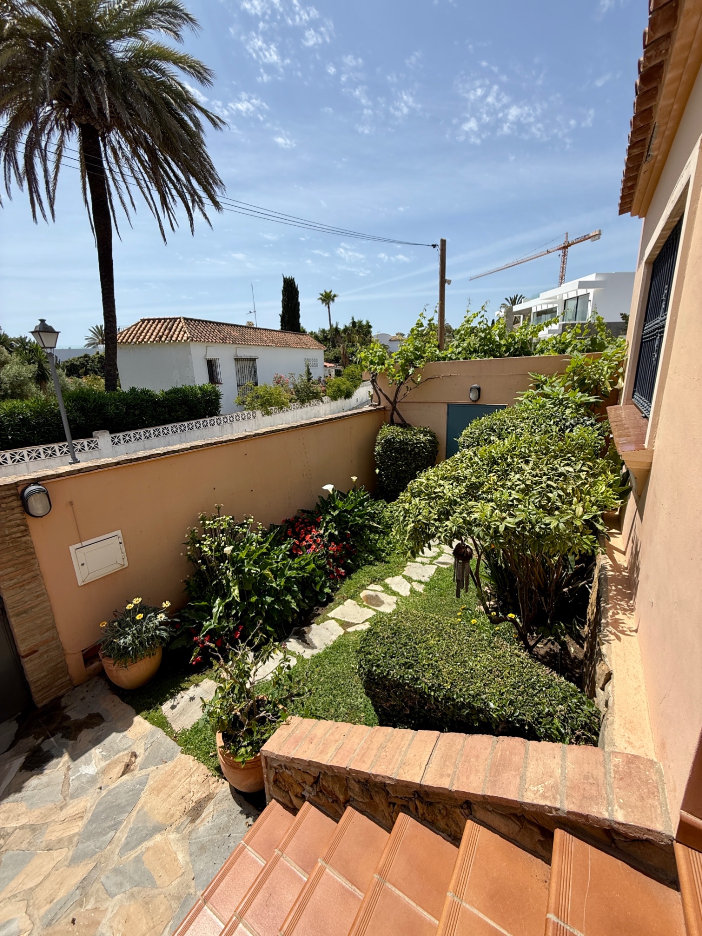 5 Bedroom Villa in Marbella - Photo 7