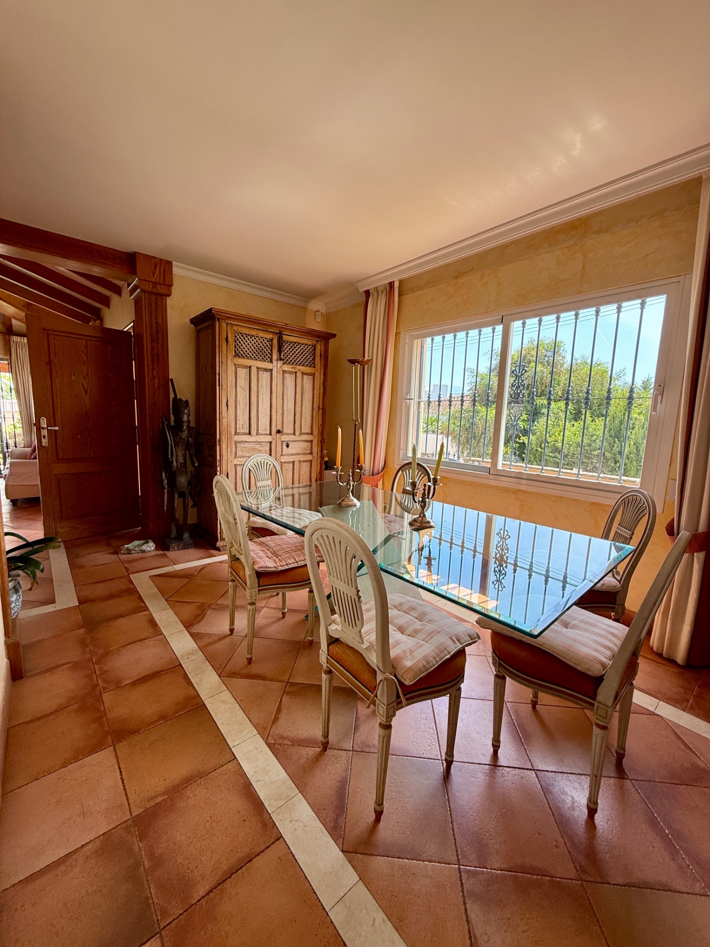 5 Bedroom Villa in Marbella - Photo 21