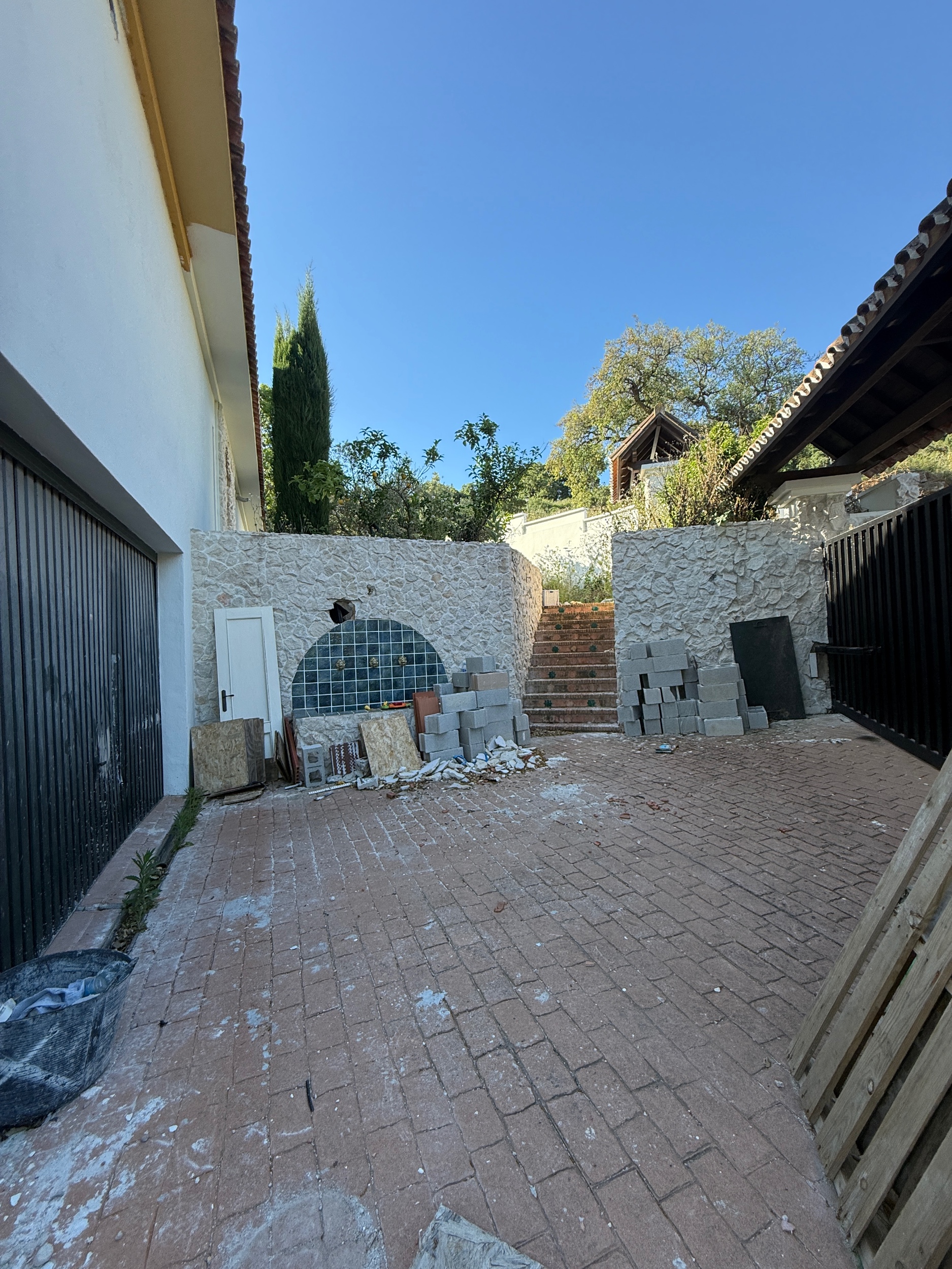 3 Bedroom Villa in Marbella - Photo 11