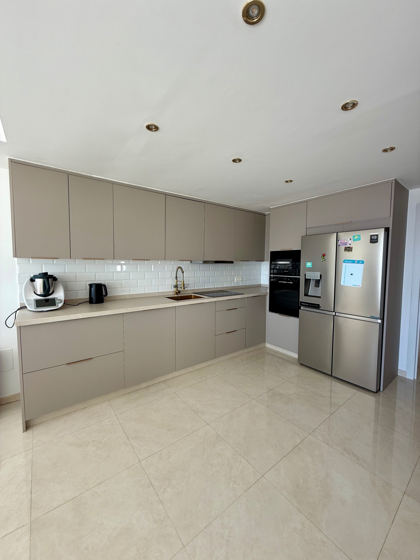 4 Bedroom Villa in Marbella - Photo 32