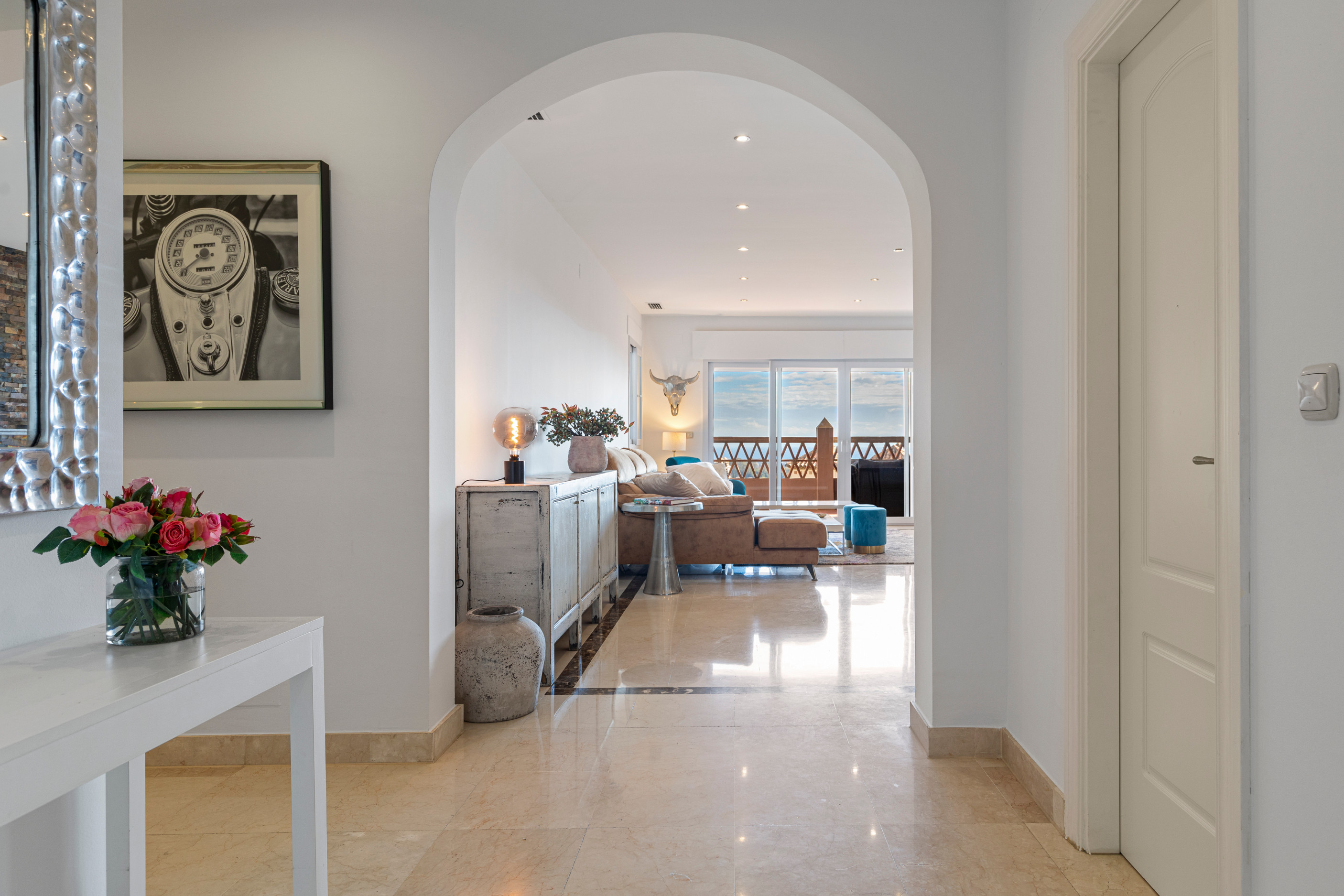 3 Bedroom Apartment in Benahavís - Photo 21