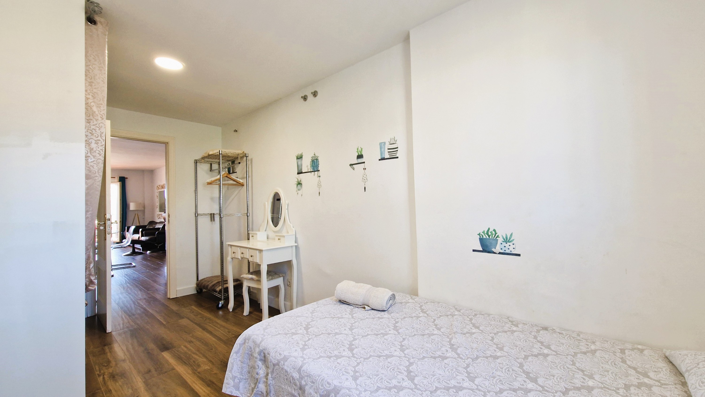 3 Bedroom Apartment in Estepona - Photo 24