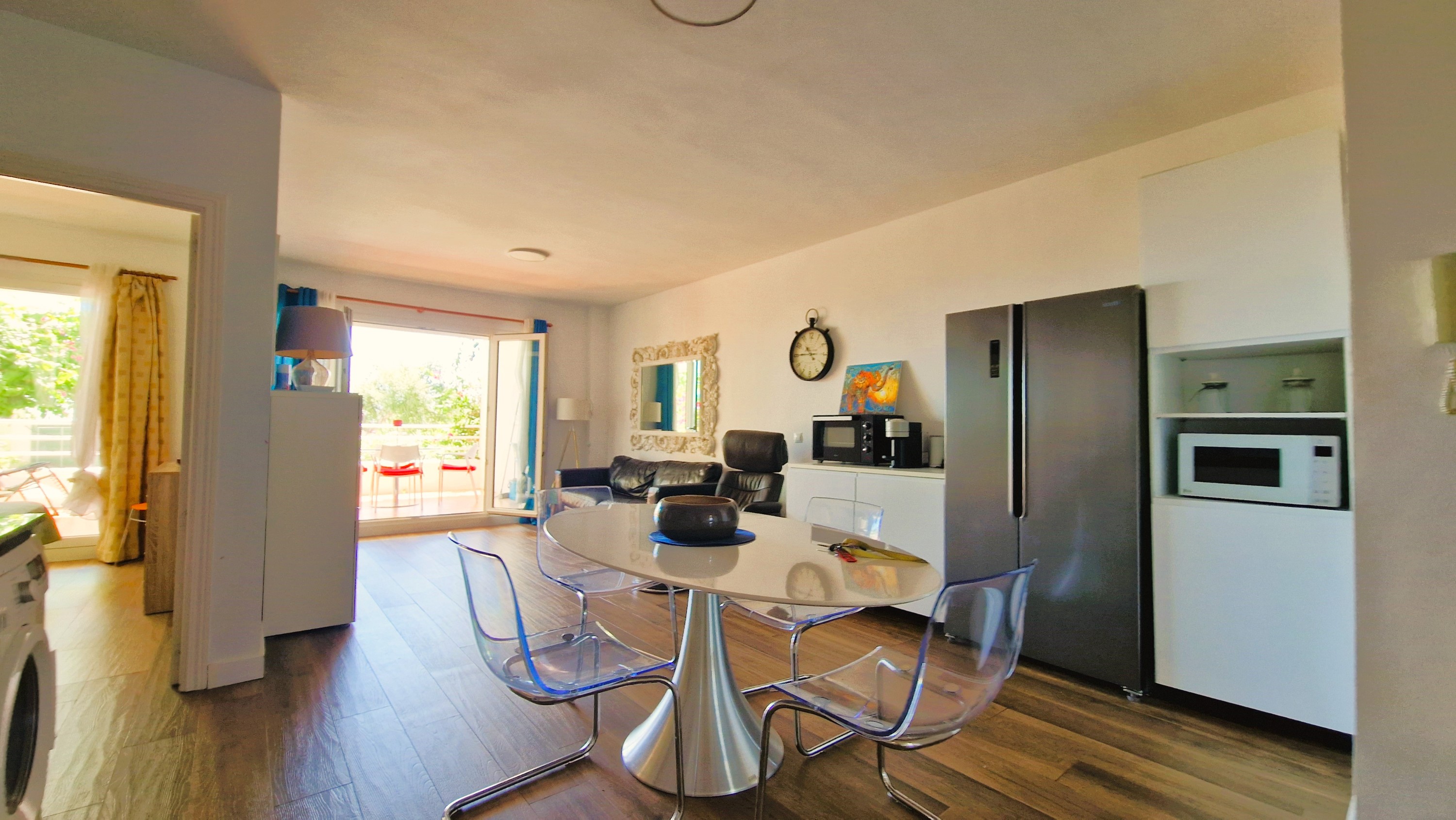 3 Bedroom Apartment in Estepona - Photo 30