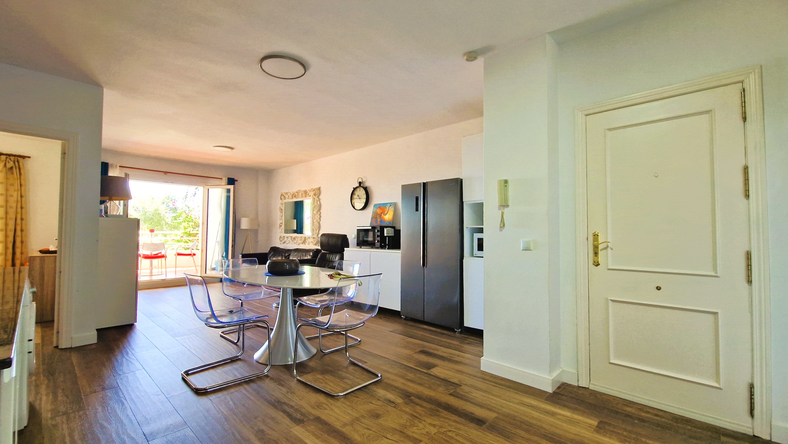 3 Bedroom Apartment in Estepona - Photo 40
