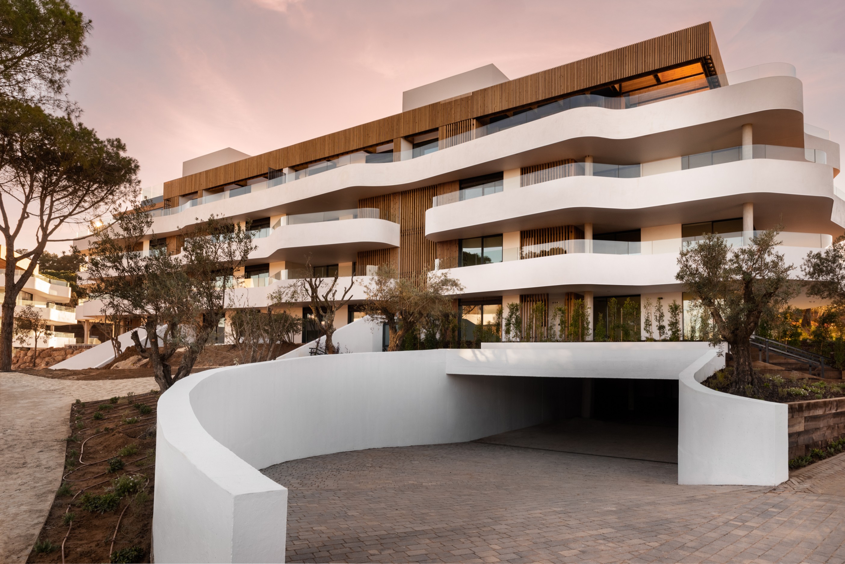 2 Bedroom Apartment in Sotogrande - Photo 10