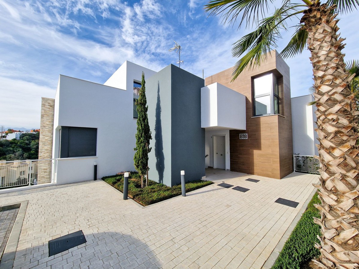 Apartment in Artola