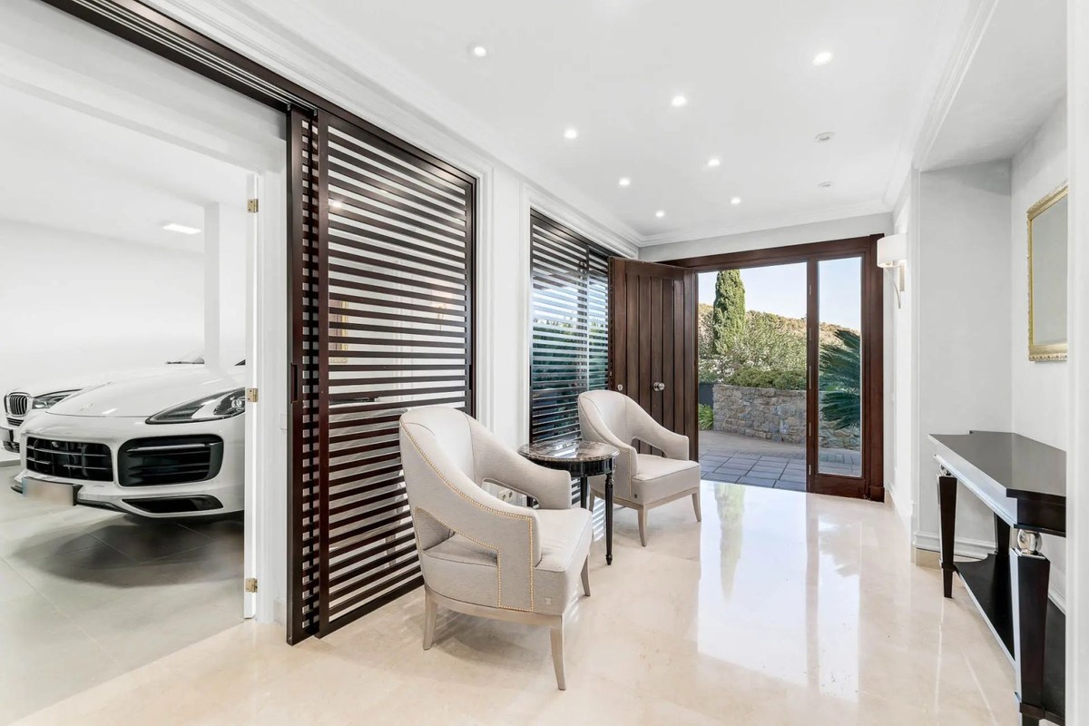 5 Bedroom Villa in Benahavís - Фото 19