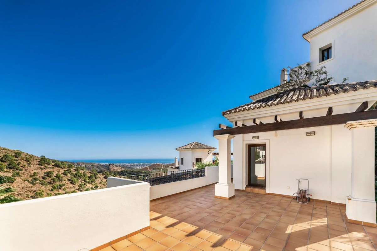5 Bedroom Villa in Benahavís - Фото 21