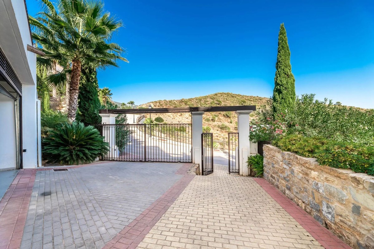 5 Bedroom Villa in Benahavís - Фото 22