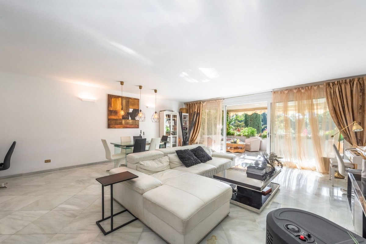 3 Bedroom Apartment in Marbella - Foto 4