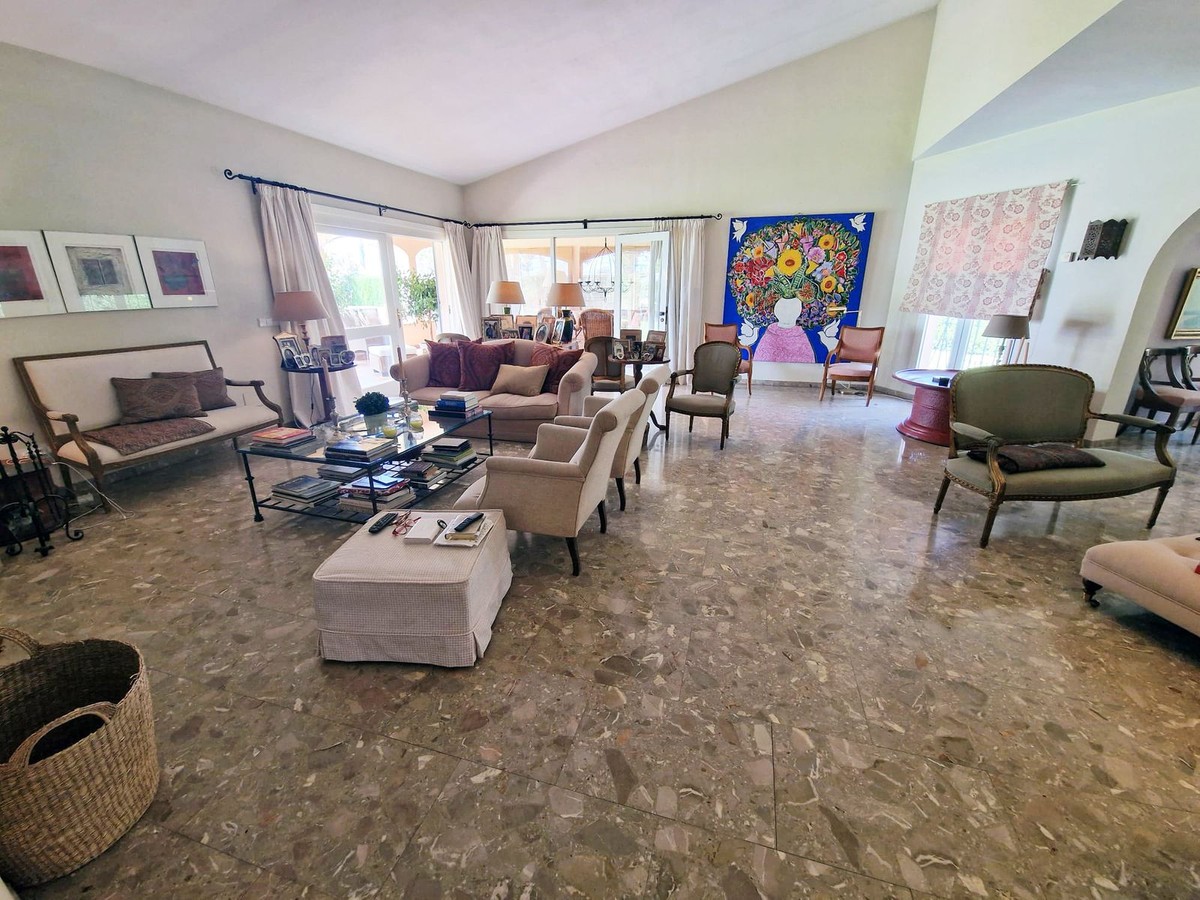 5 Bedroom Villa in Benahavís - Foto 11
