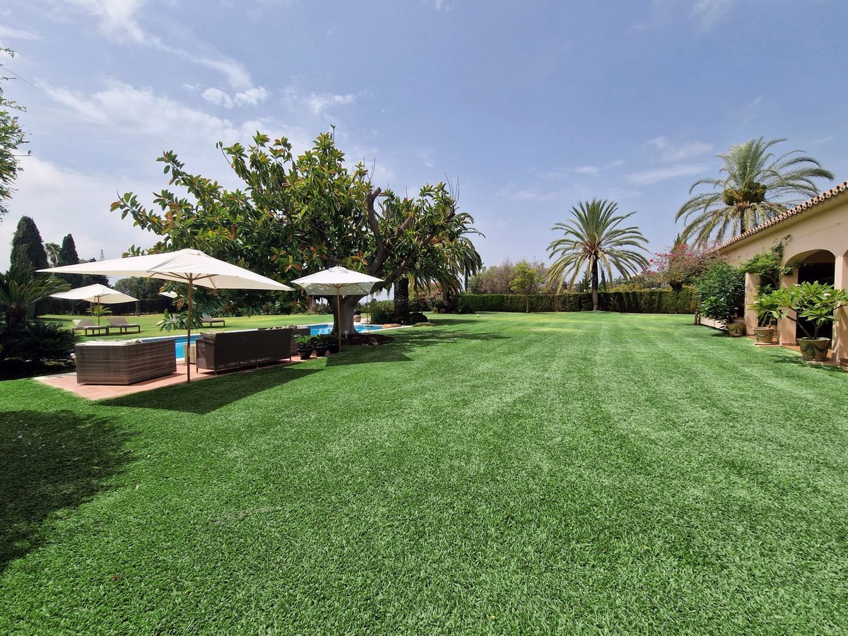 5 Bedroom Villa in Benahavís - Foto 3