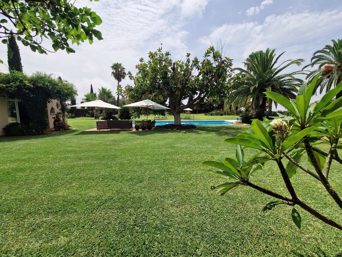 5 Bedroom Villa in Benahavís - Foto 2