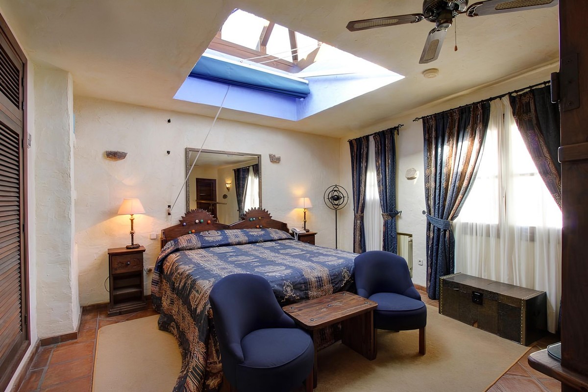 9 Bedroom Villa in Benahavís - Foto 4