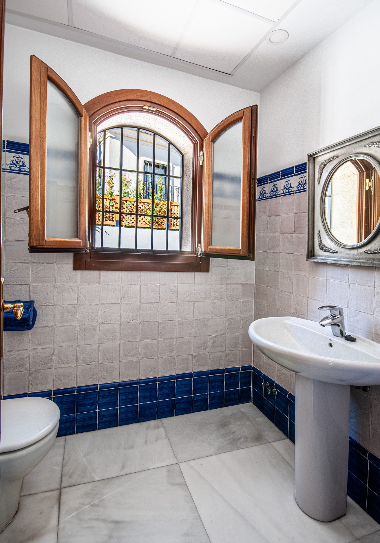 4 Bedroom Villa in Fuengirola - Photo 30