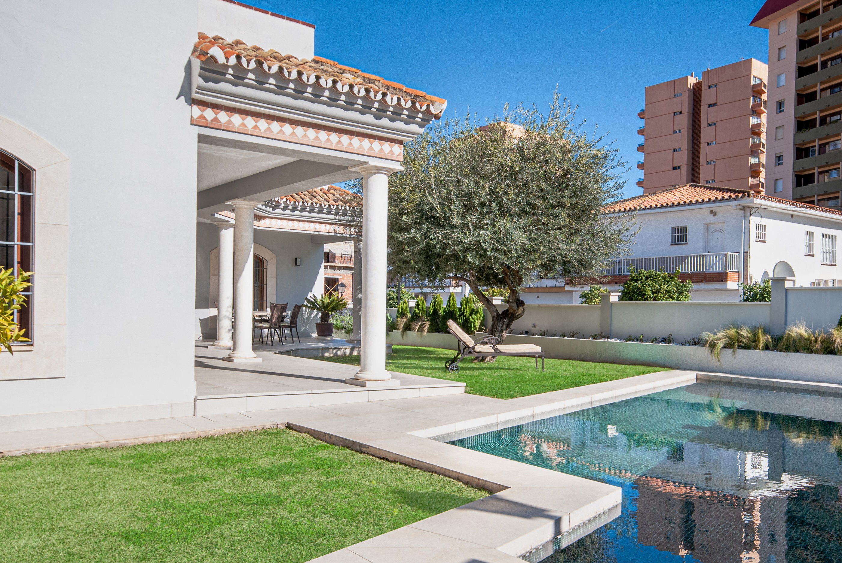 4 Bedroom Villa in Fuengirola - Photo 3