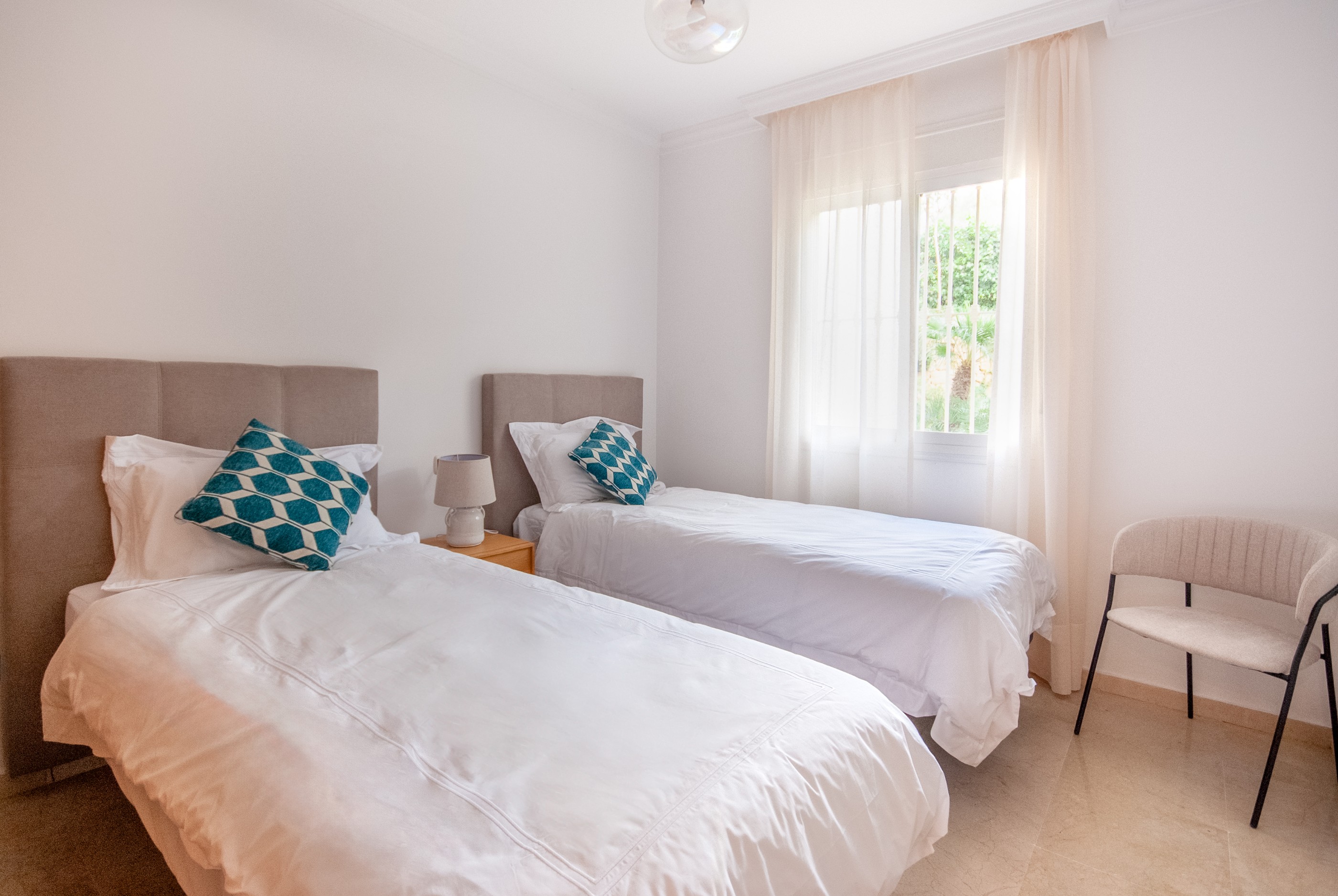 2 Bedroom Apartment in Marbella - Photo 16