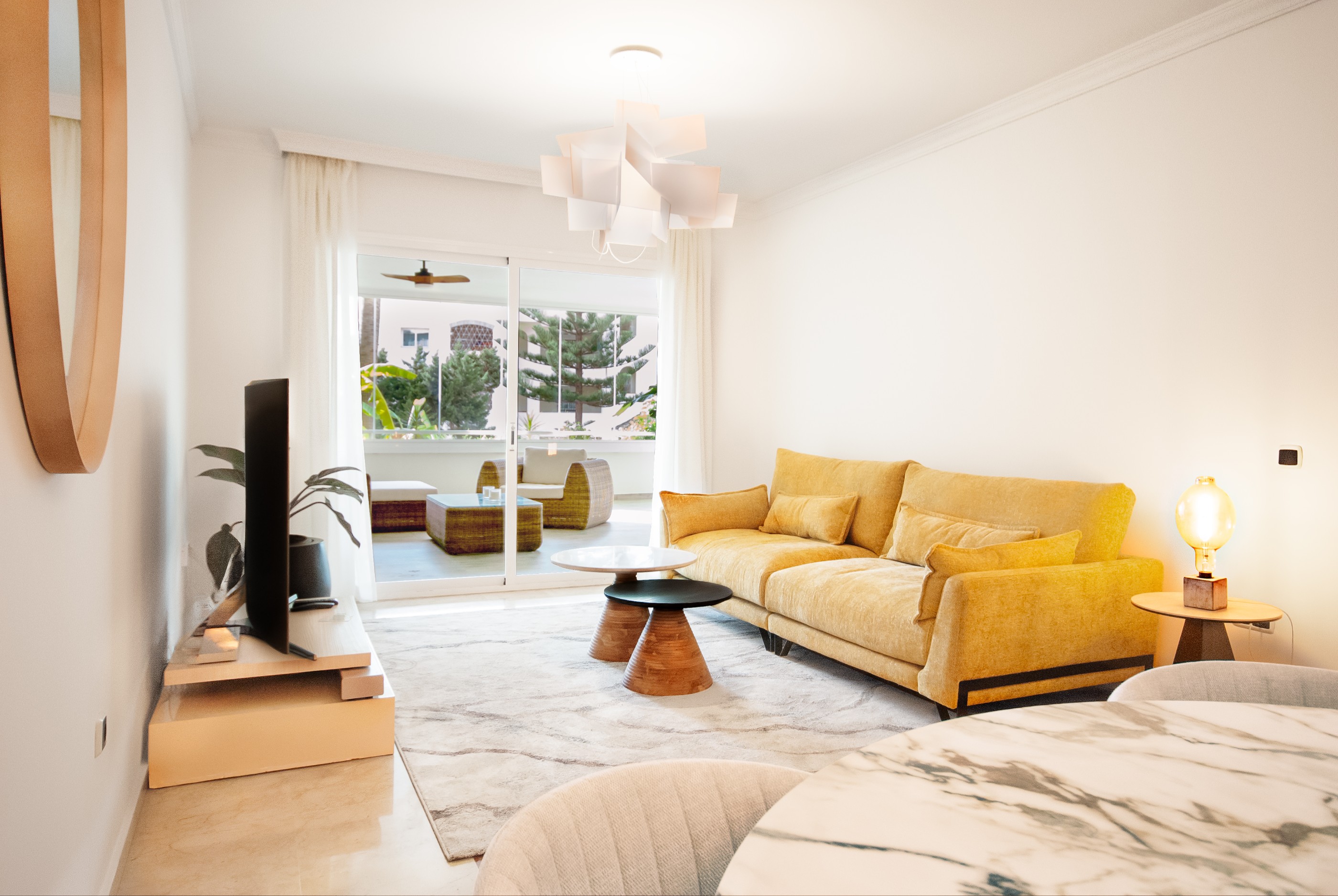 2 Bedroom Apartment in Marbella - Photo 7