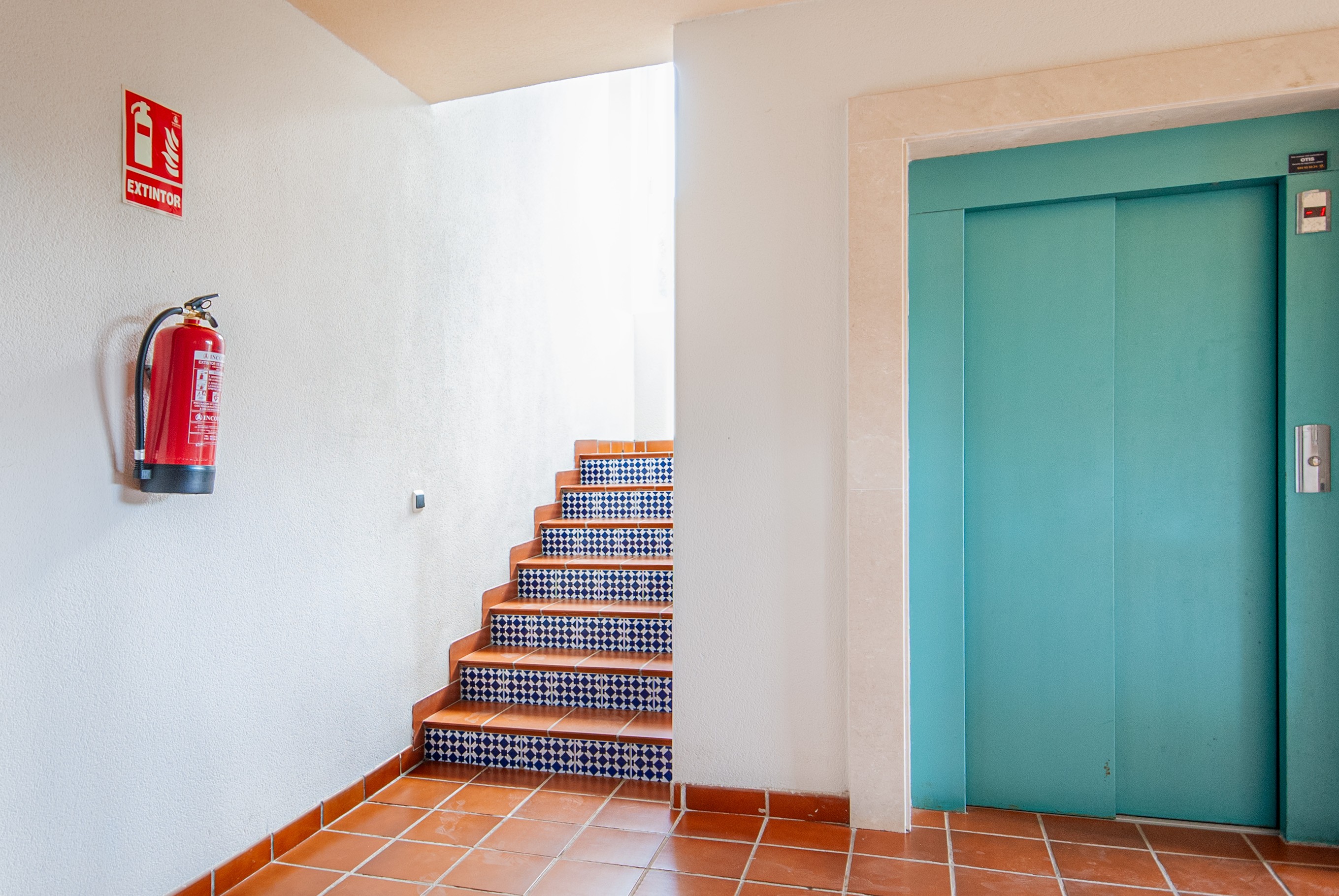 2 Bedroom Apartment in Marbella - Photo 29