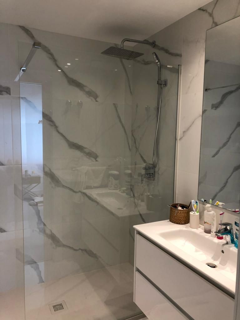 Piso de 3 dormitorios con piscina en Málaga – Foto 29