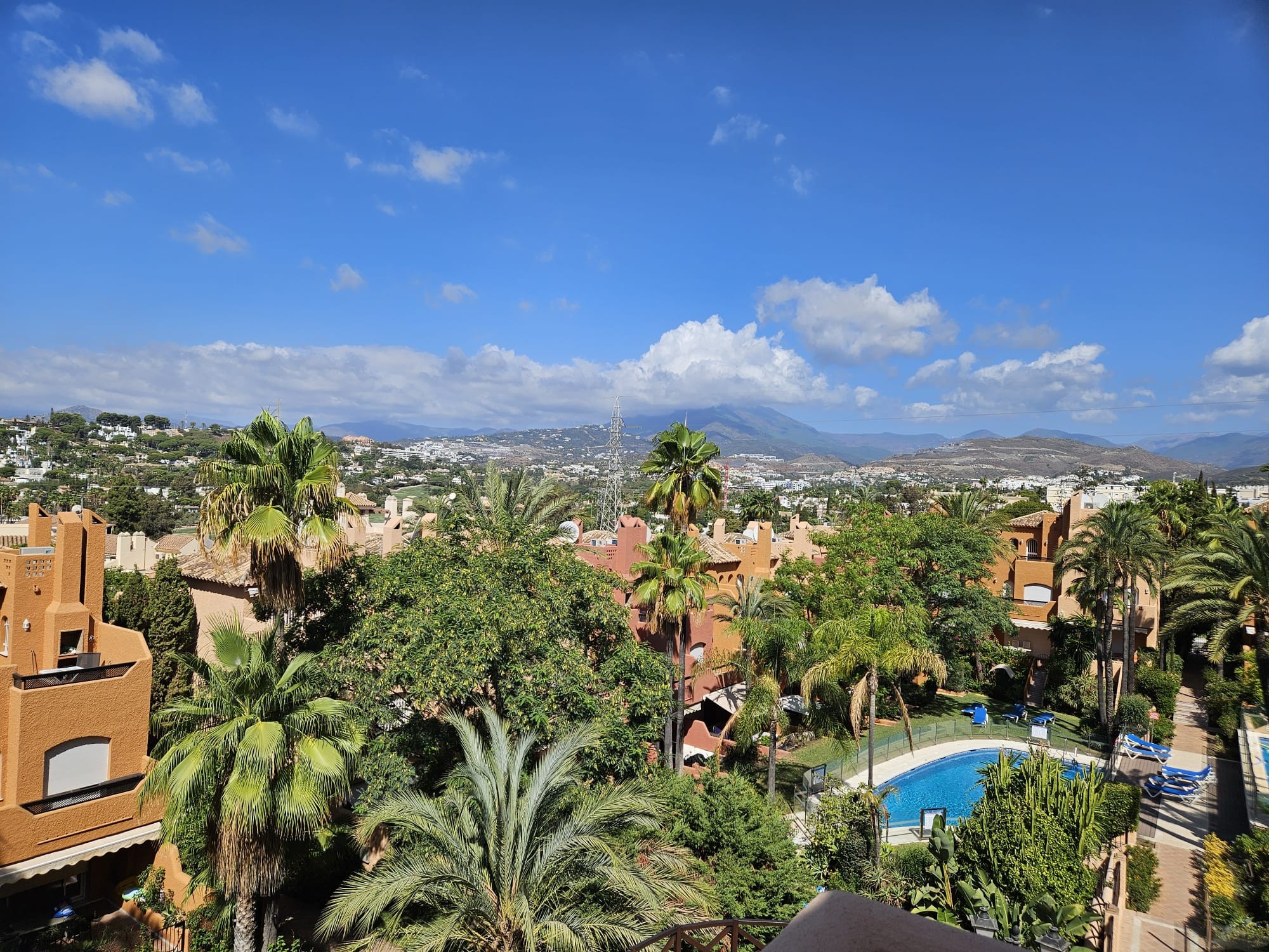 3 Bedroom Townhouse in Marbella - Photo 3