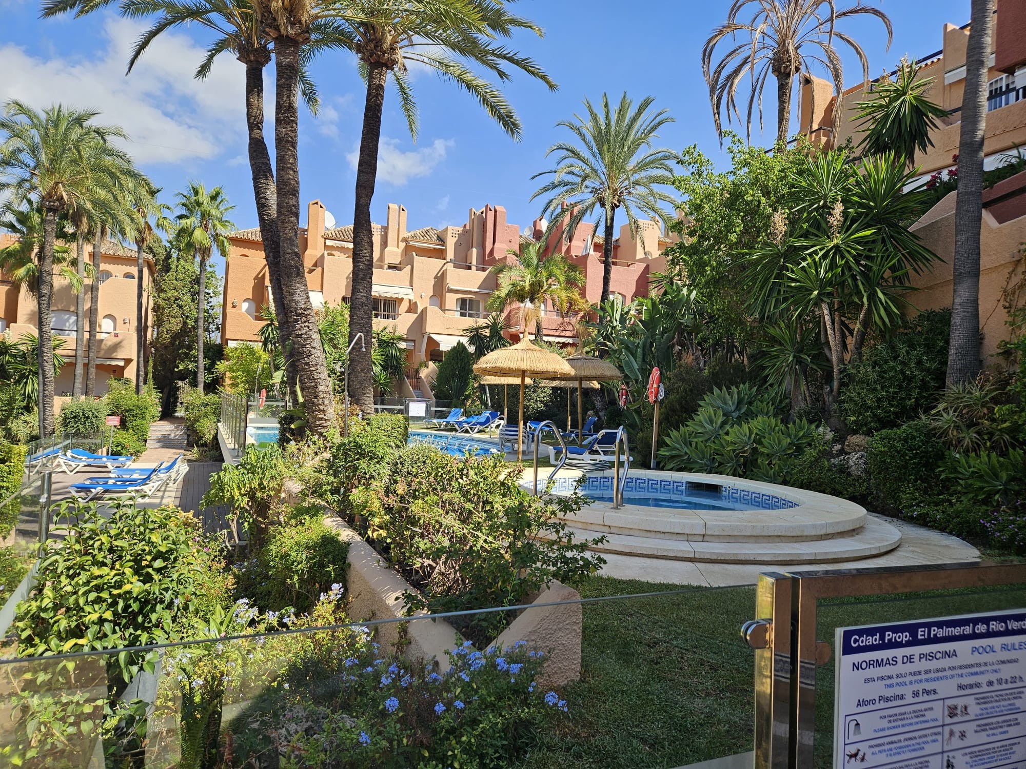 3 Bedroom Townhouse in Marbella - Photo 4