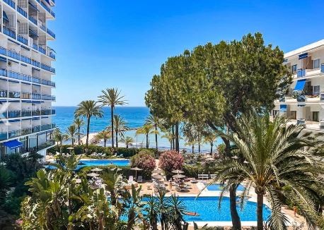 2 Bedroom Apartment in Marbella - Photo 5