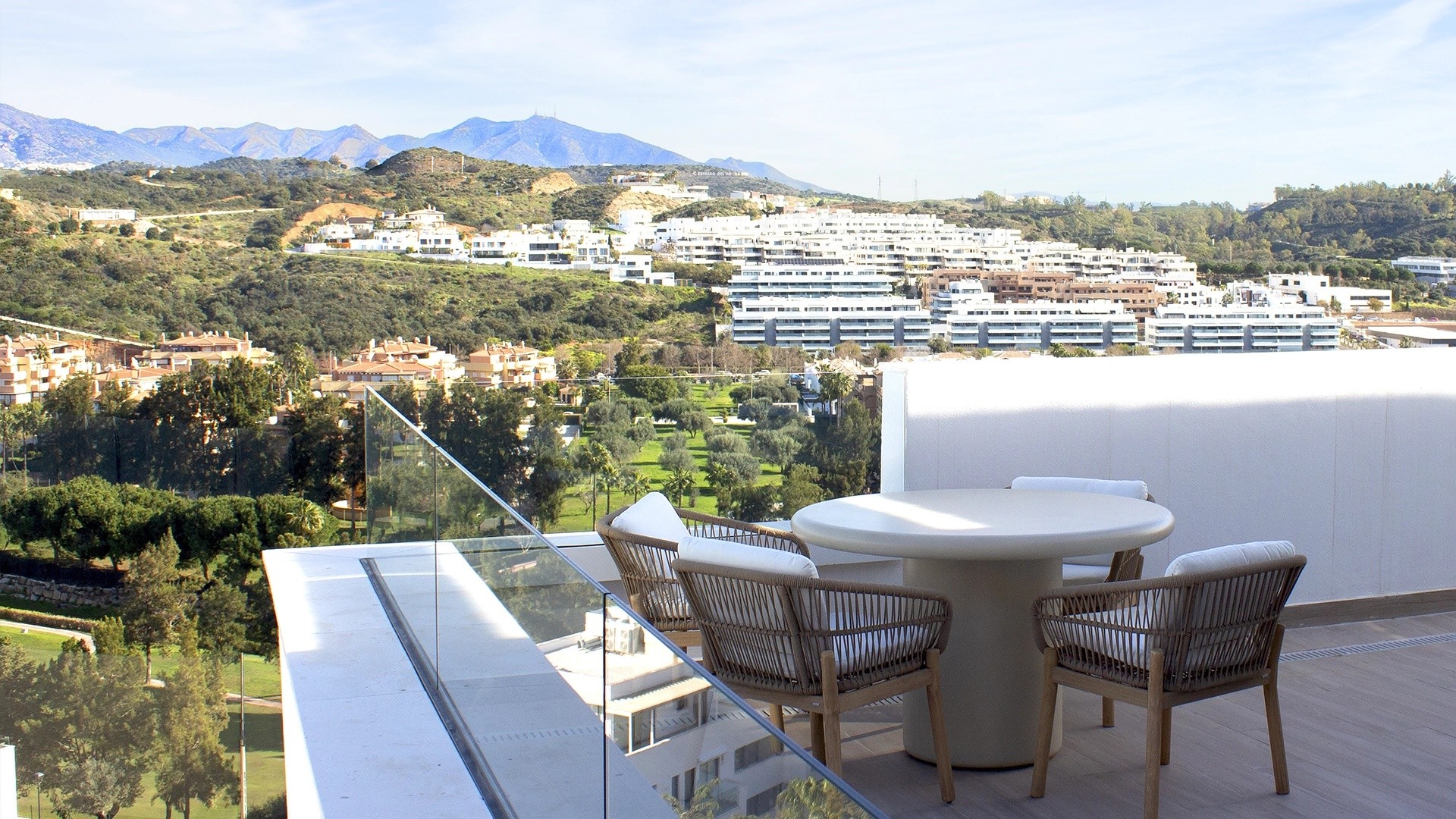 3 Bedroom Apartment in Mijas - Photo 4