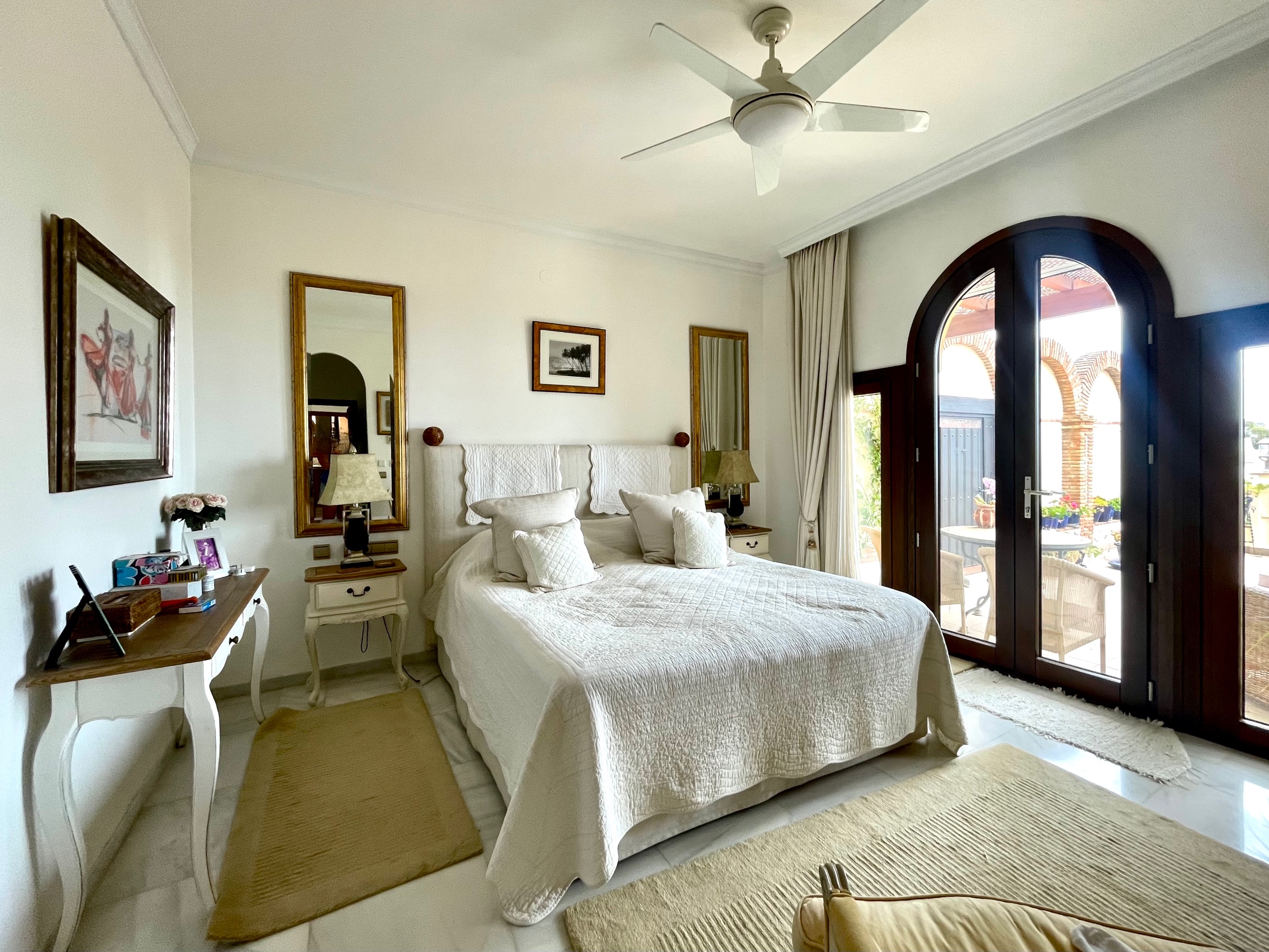 6 Bedroom Villa in Mijas - Photo 16
