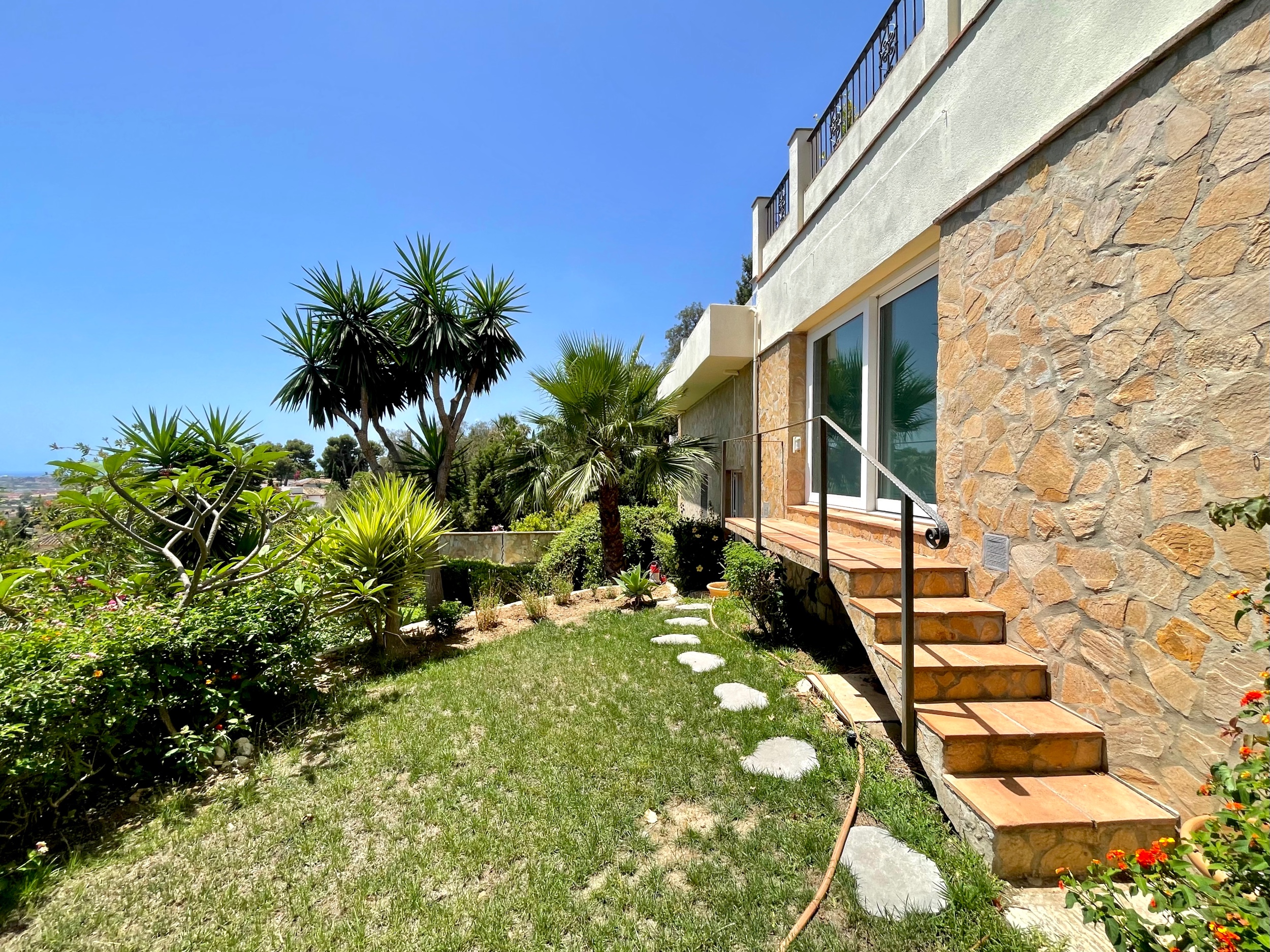6 Bedroom Villa in Mijas - Photo 10