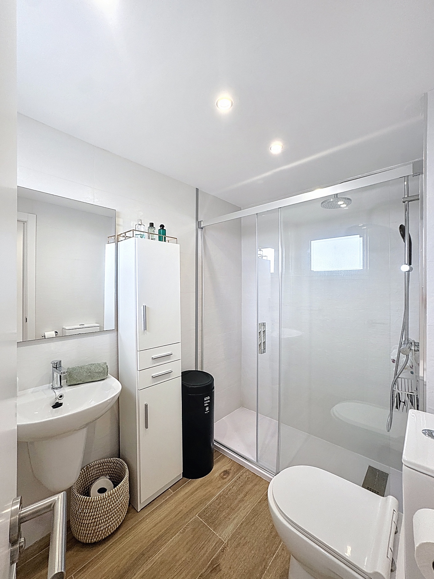 2 Bedroom Apartment in Casares - Photo 8