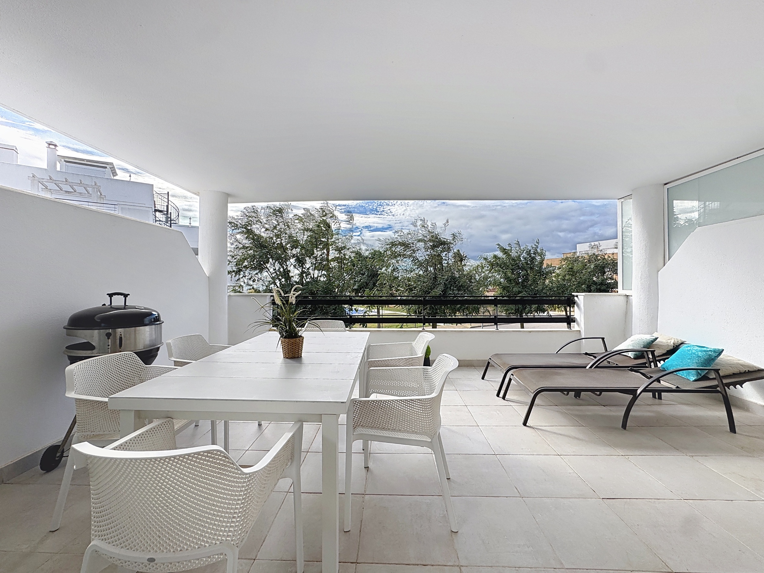 2 Bedroom Apartment in Casares - Photo 20