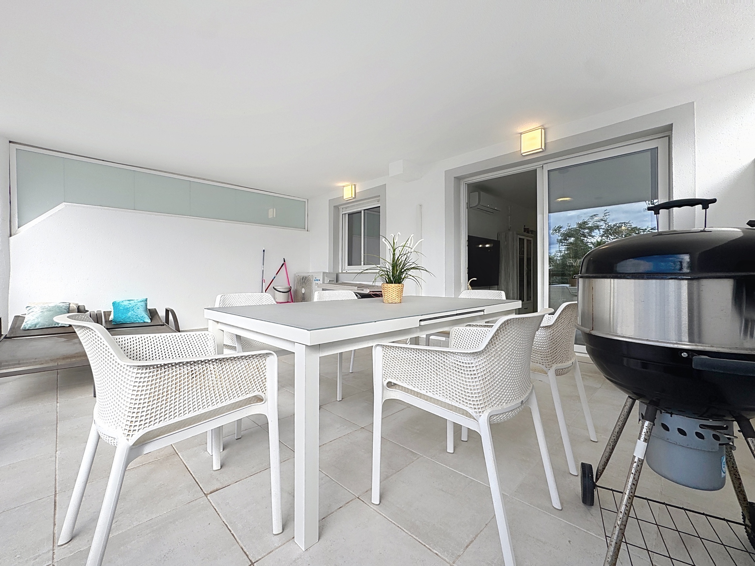 2 Bedroom Apartment in Casares - Photo 22