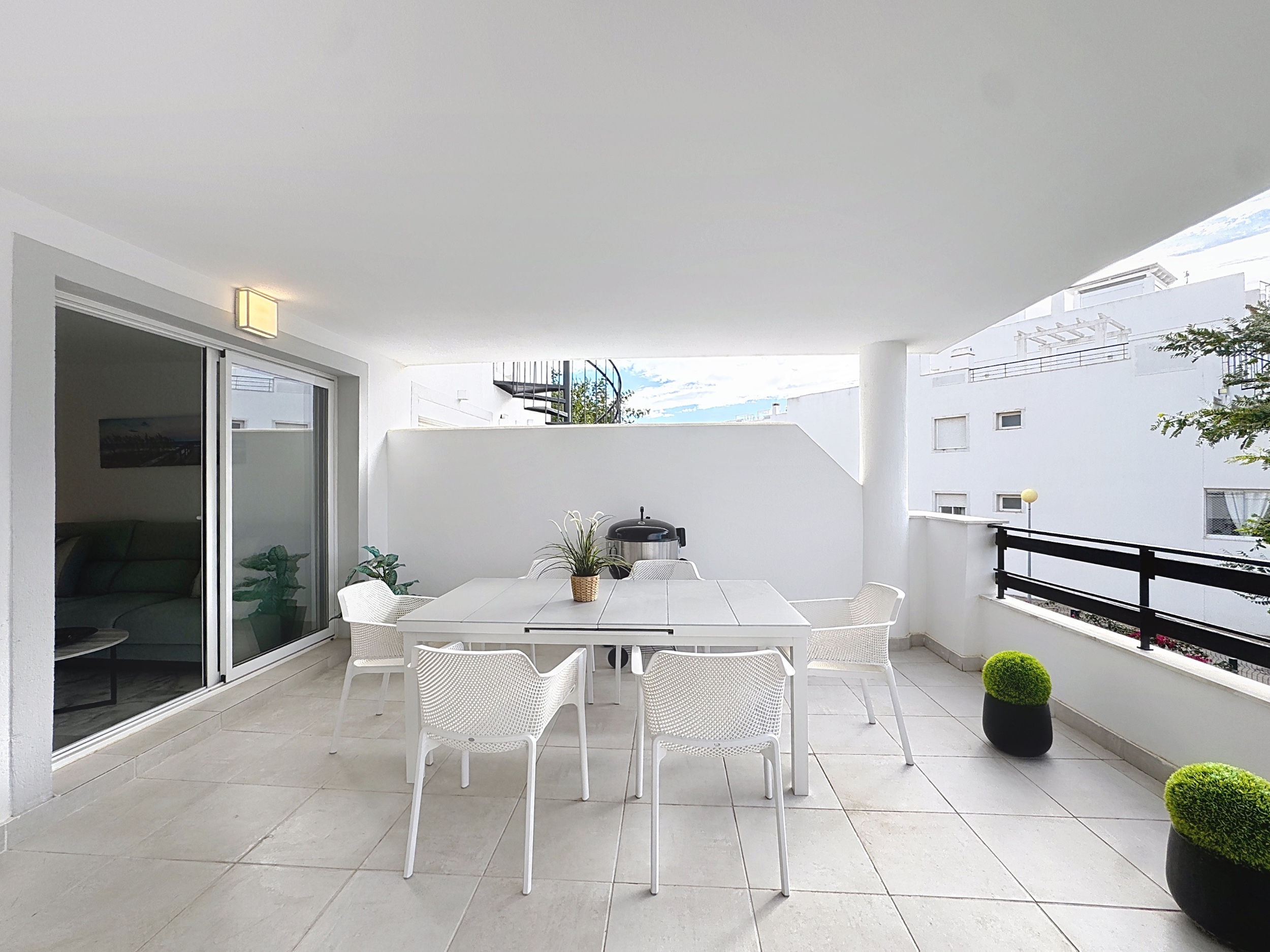 2 Bedroom Apartment in Casares - Photo 21