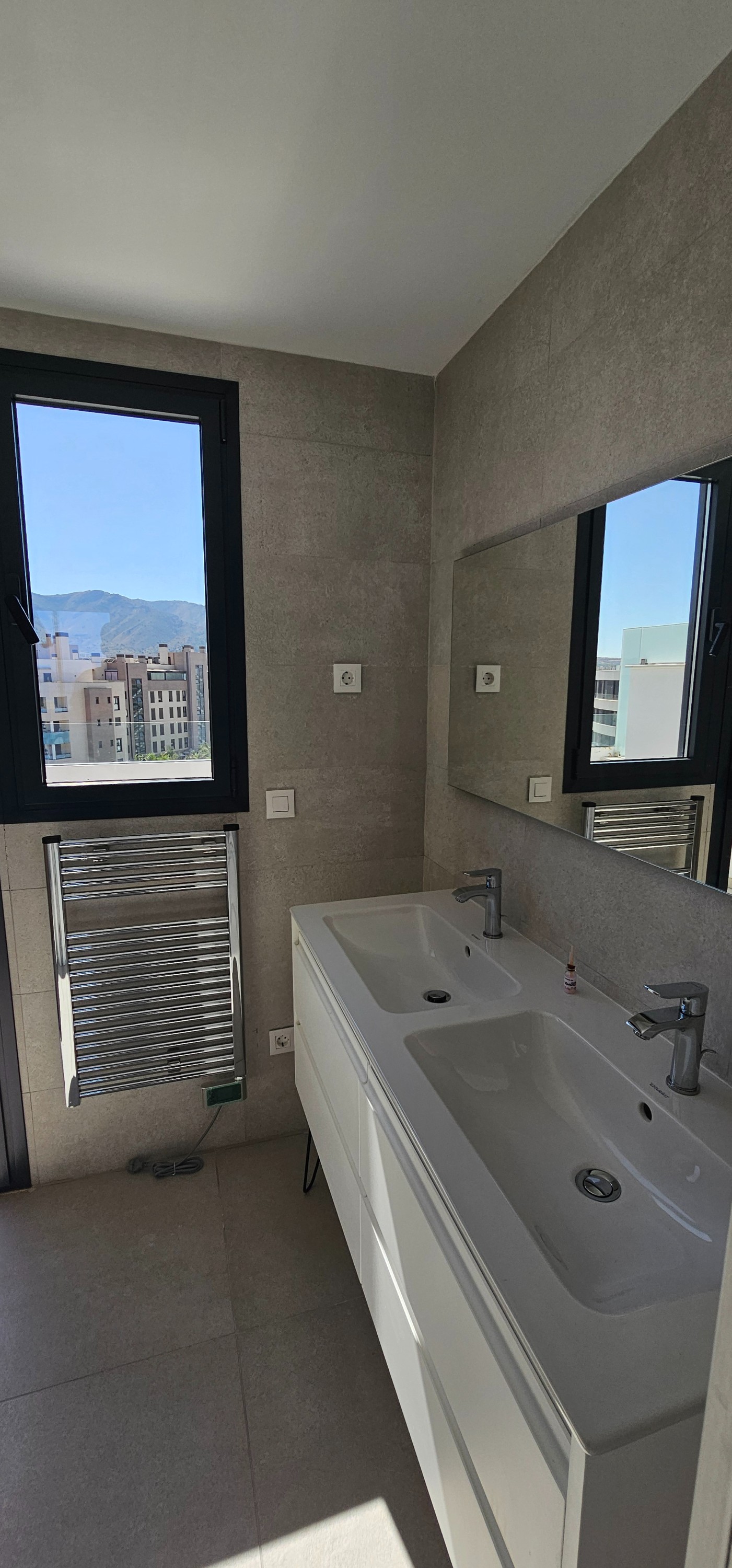 3 Bedroom Penthouse in Torremolinos - Photo 18