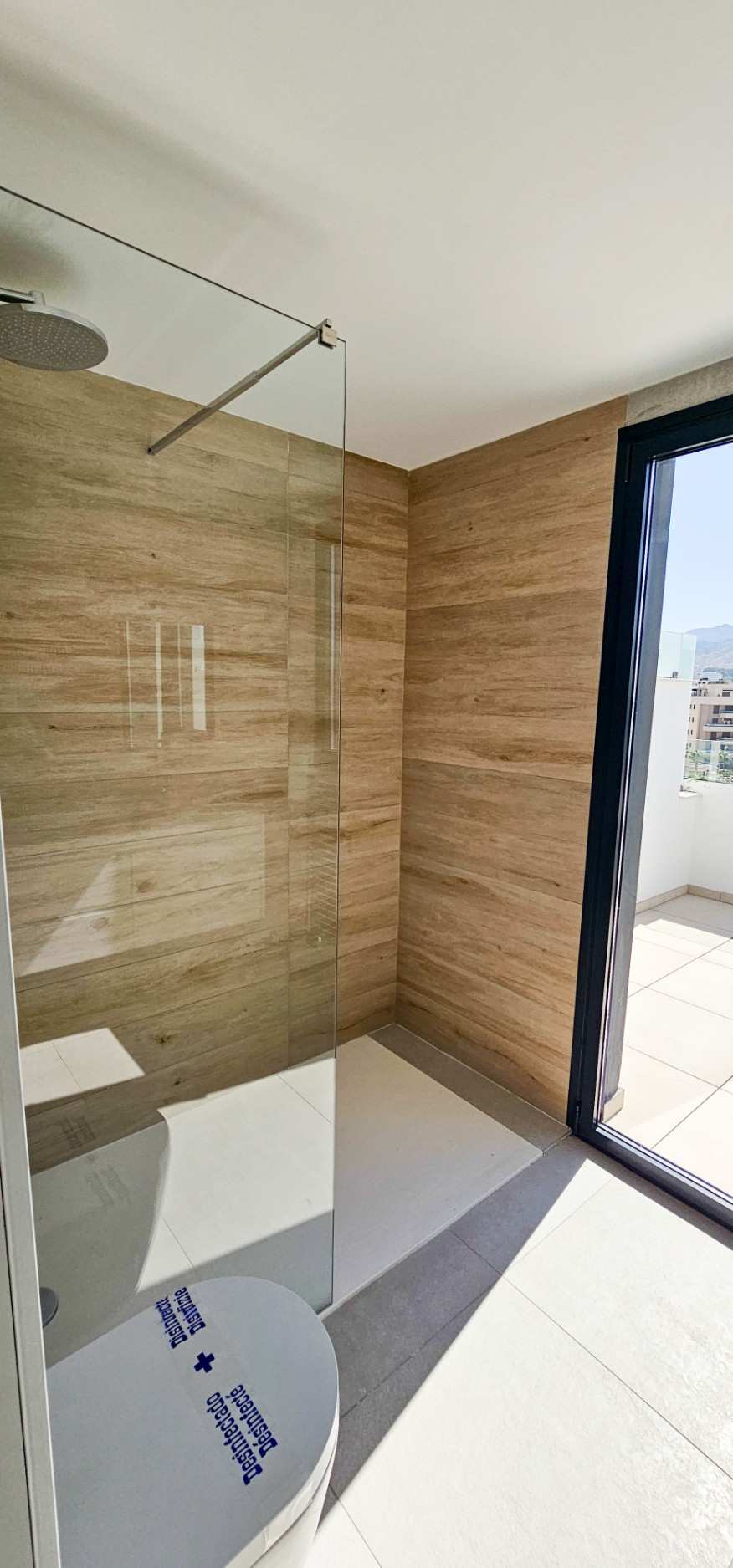 3 Bedroom Penthouse in Torremolinos - Photo 19