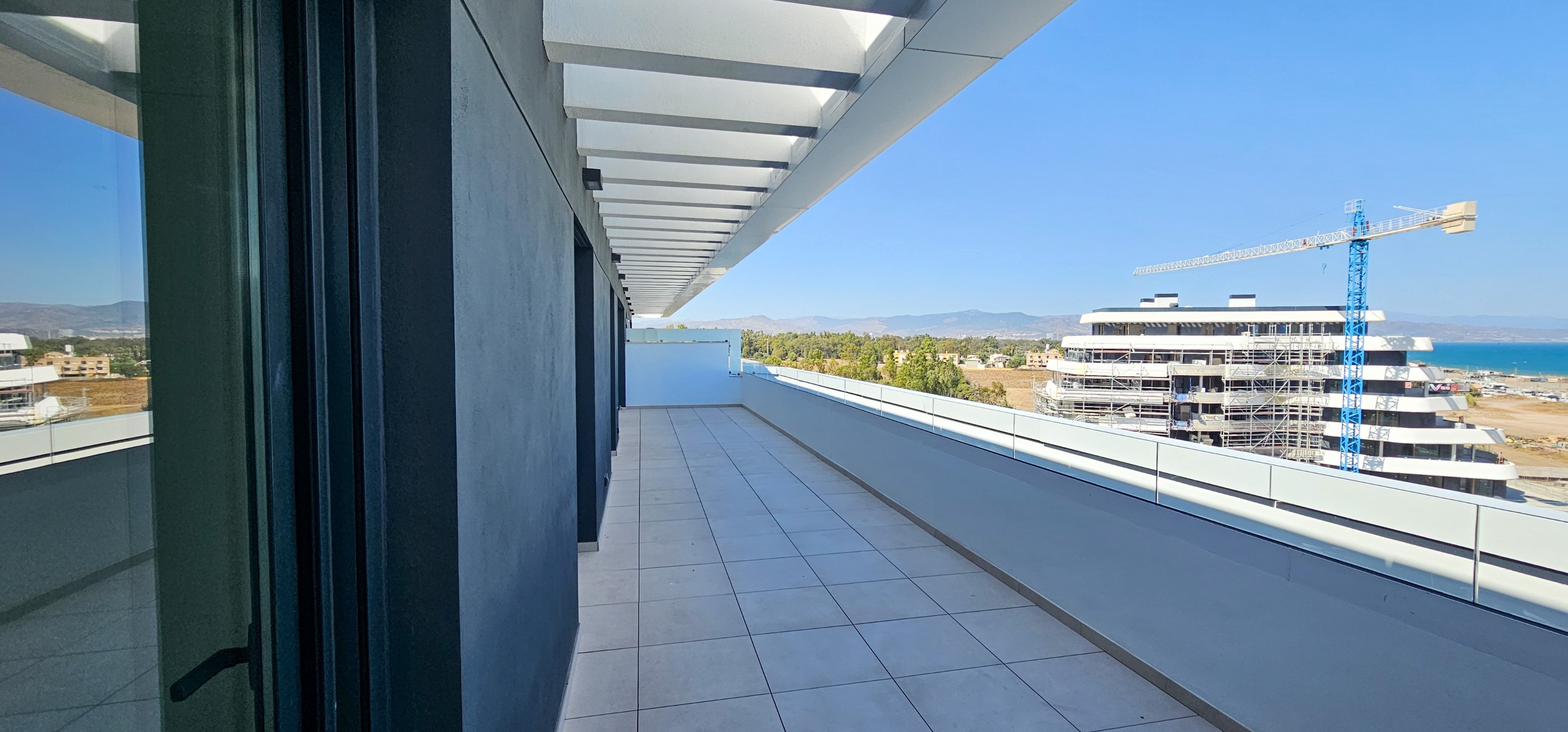 3 Bedroom Penthouse in Torremolinos - Photo 13