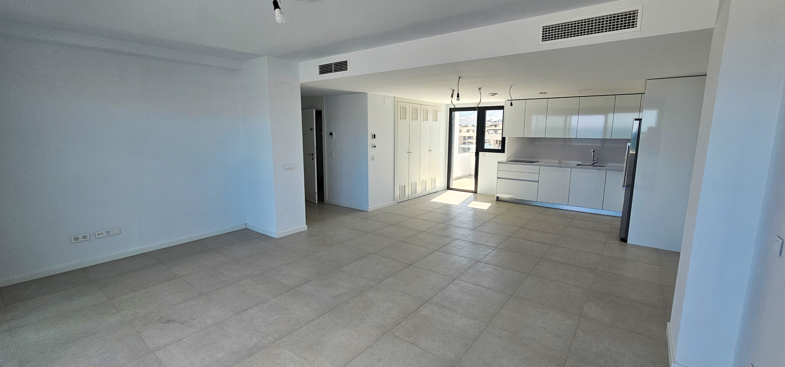 3 Bedroom Penthouse in Torremolinos - Photo 15