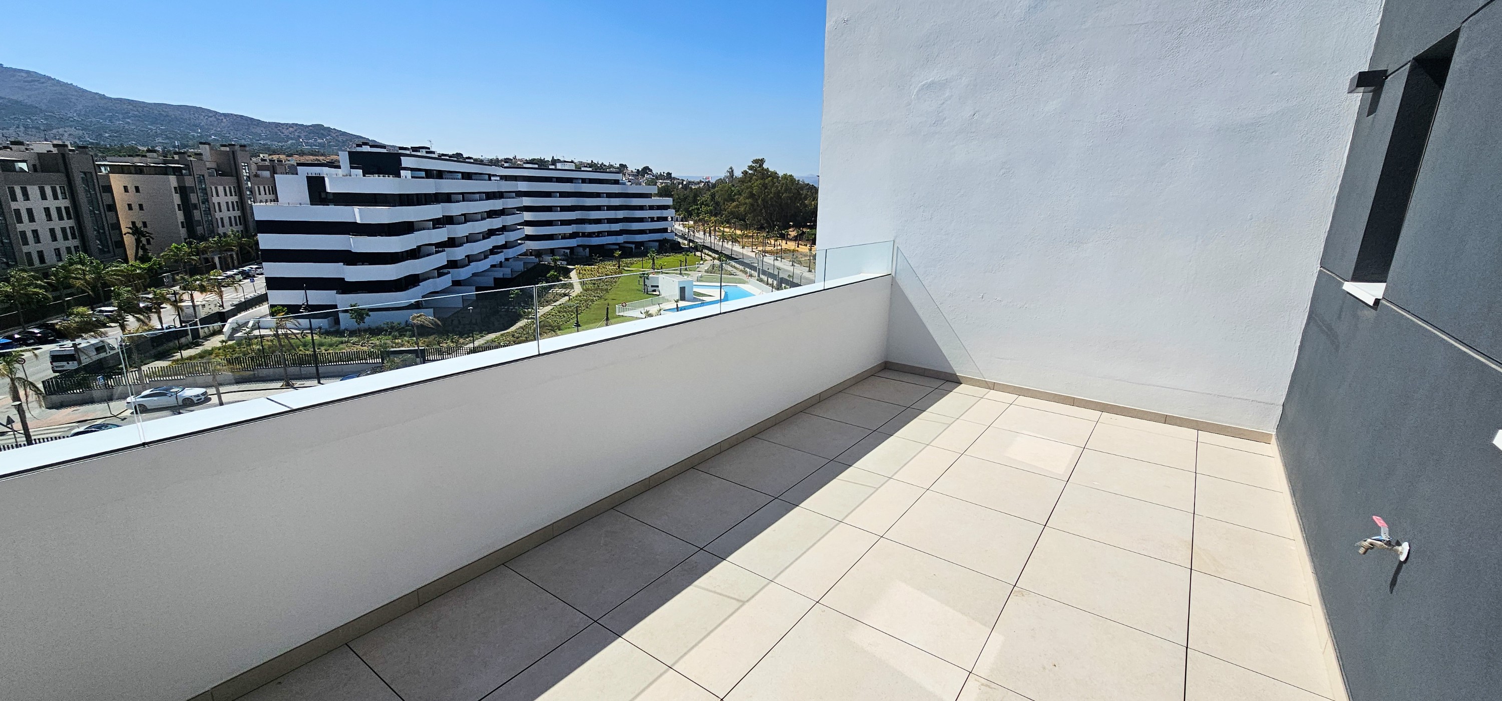 3 Bedroom Penthouse in Torremolinos - Photo 20