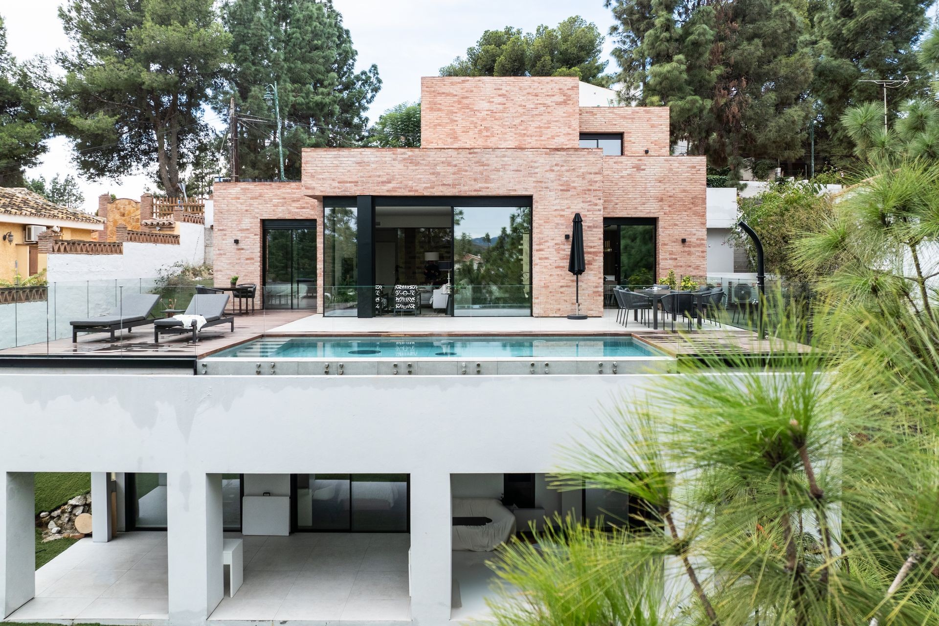 4 Bedroom Villa in Málaga - Photo 38