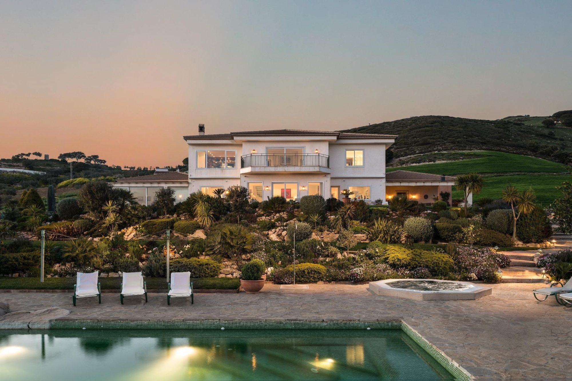 5 Bedroom Villa in Antequera - Photo 2