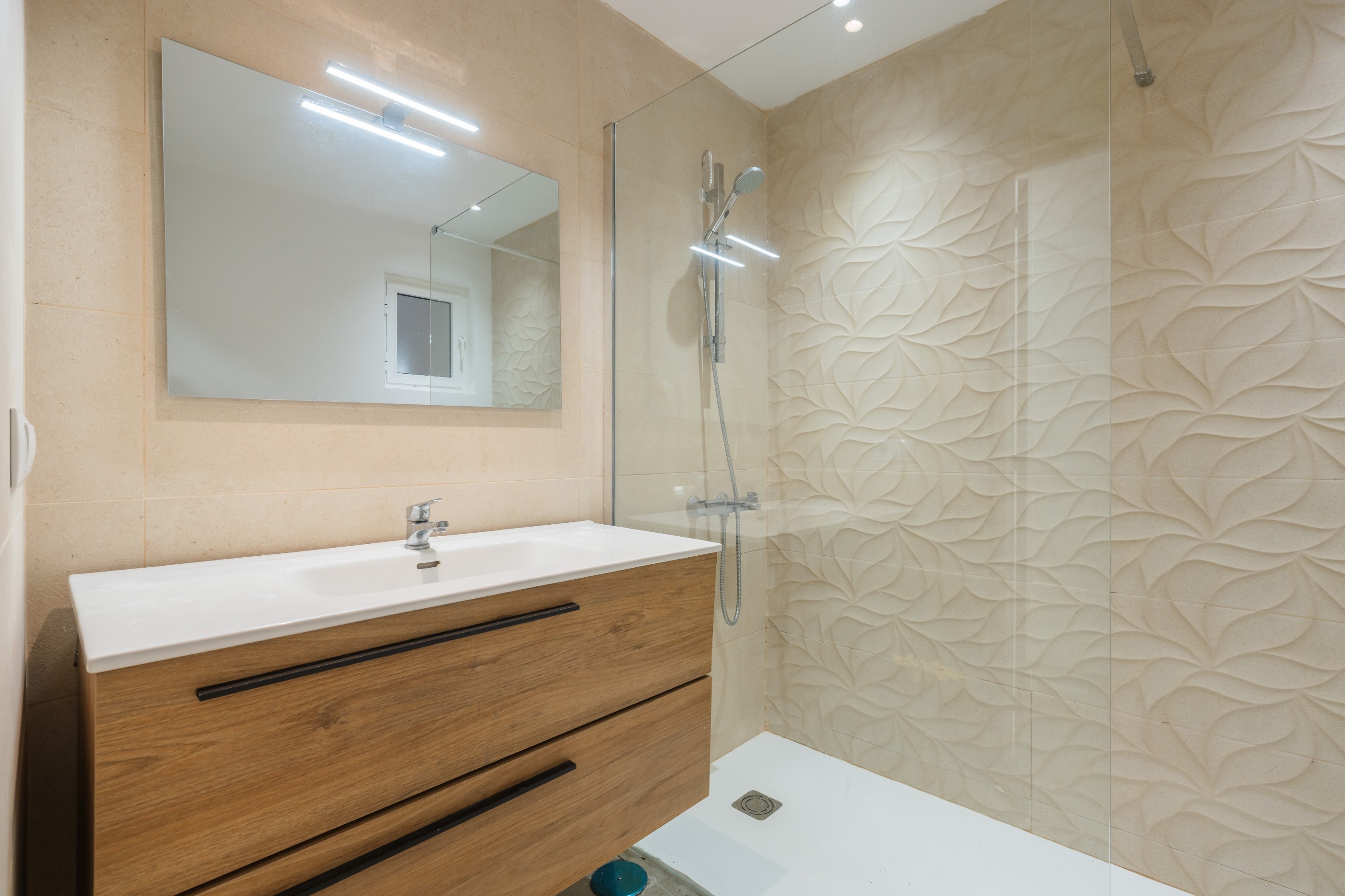4 Bedroom Townhouse in Estepona - Photo 23